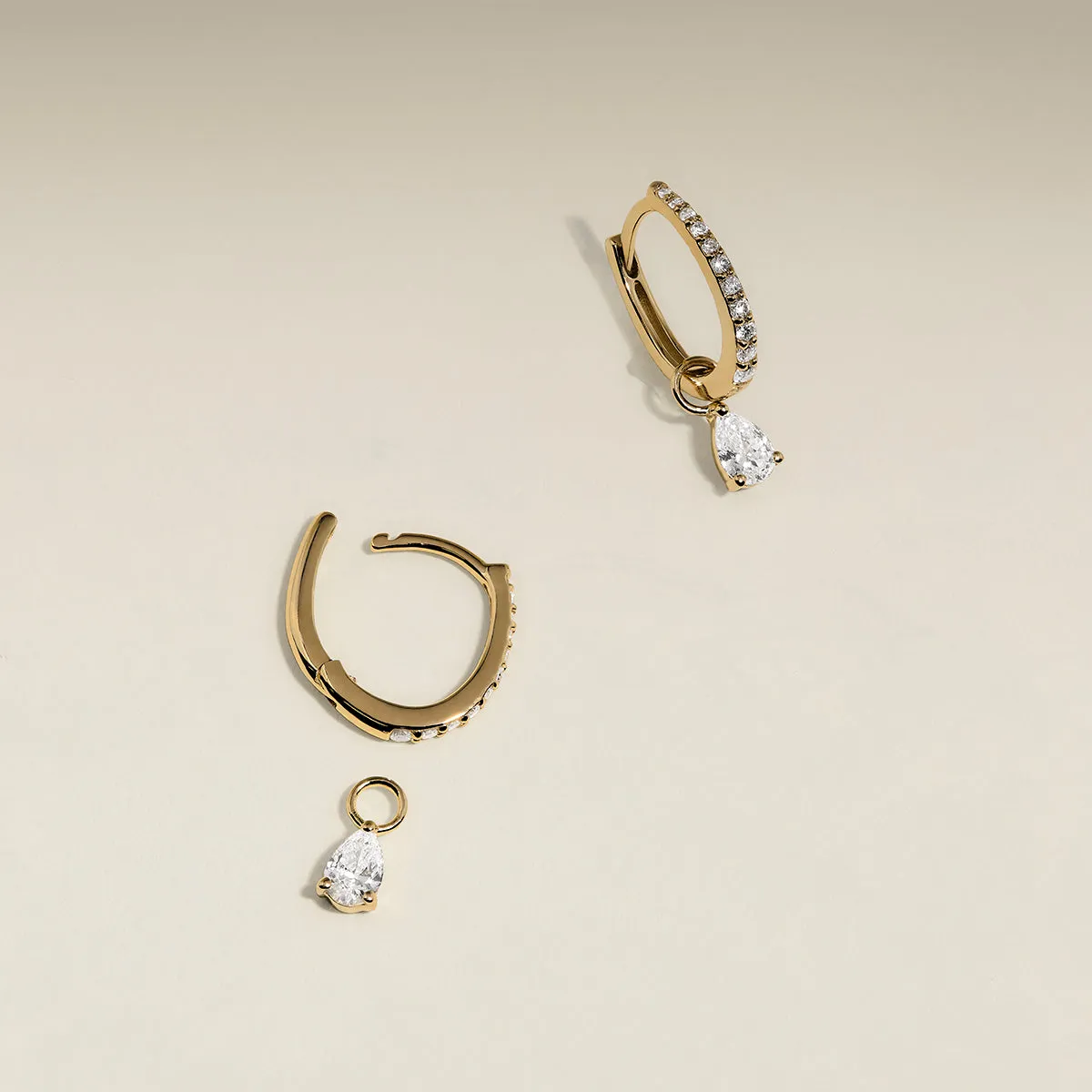 Astrid & Miyu April Diamond breloque diamant or massif