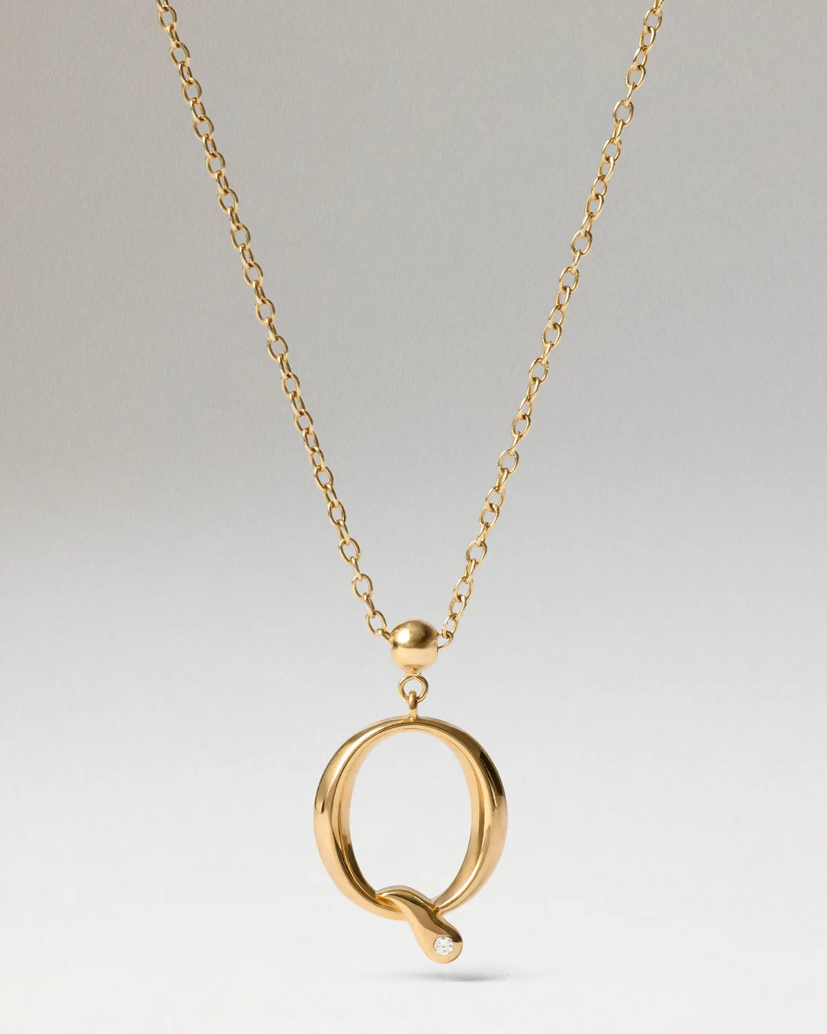 PDPAOLA Initial Q breloque plaqué or zirconia