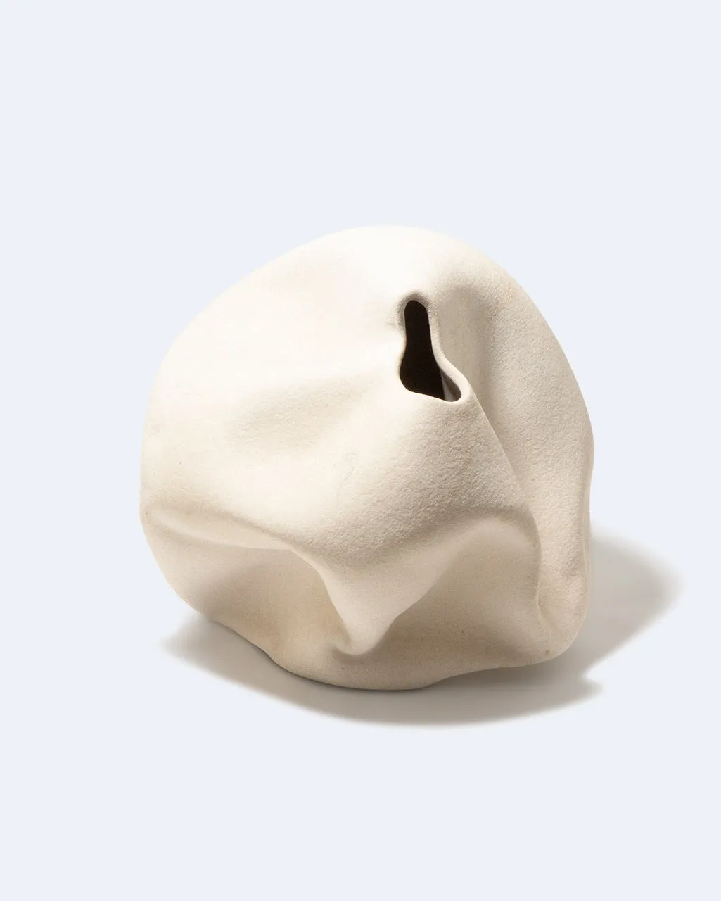 Completedworks Goliath grand vase céramique beige texturé