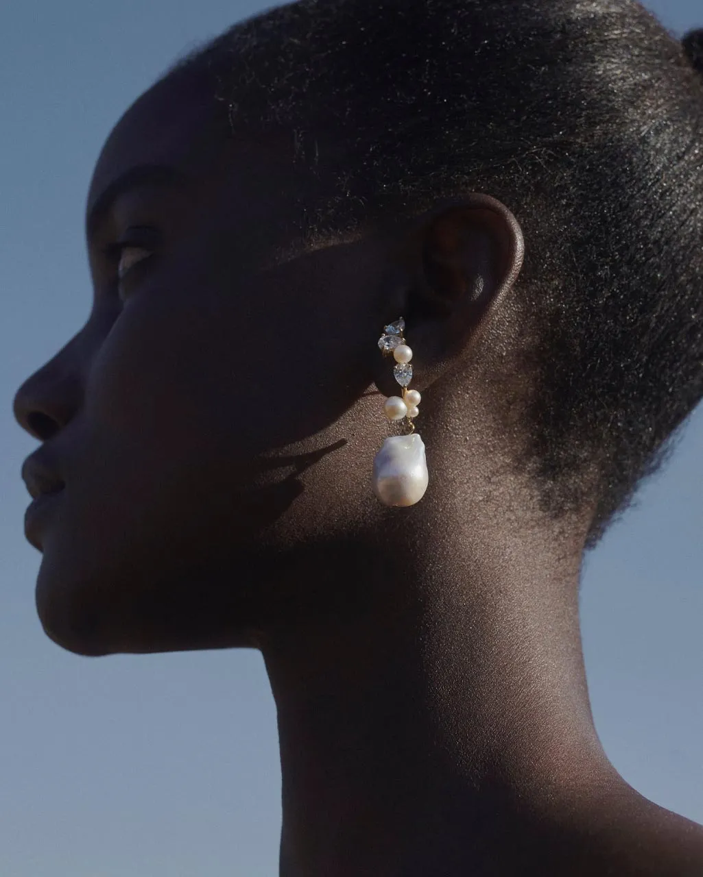 Completedworks Eze-eh boucles d'oreilles perle topaze vermeil