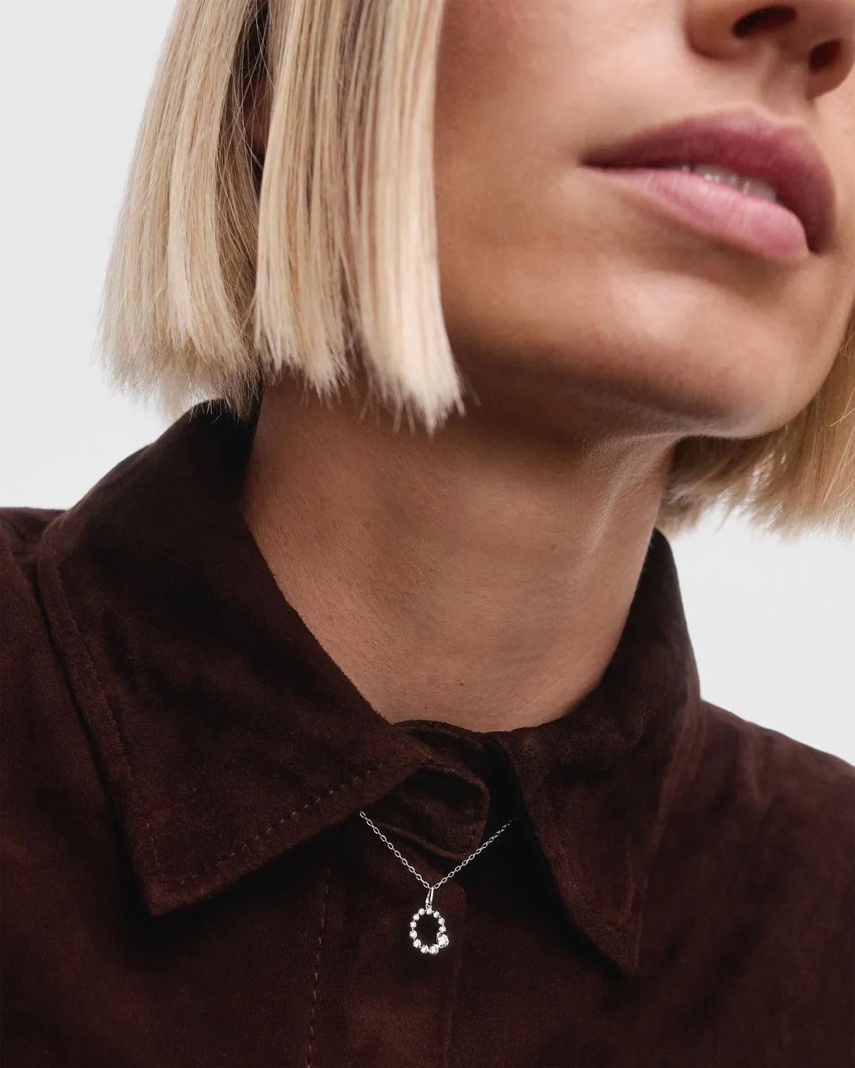 PDPAOLA initiale O pendentif diamants or blanc