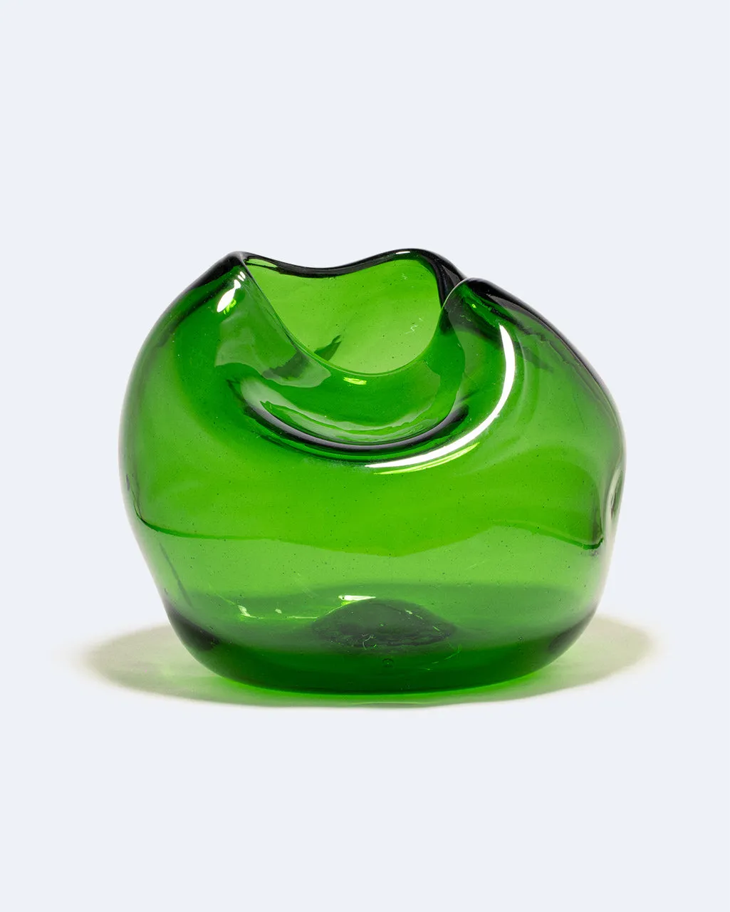 Completedworks The Bubble to End all Bubbles vase vert verre recyclé