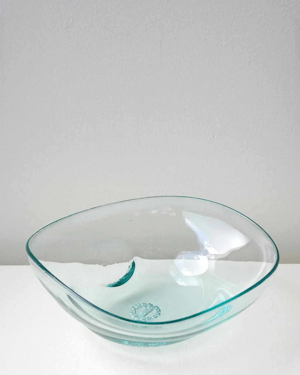 Completedworks The Fruit Bowl bol verre recyclé bleu