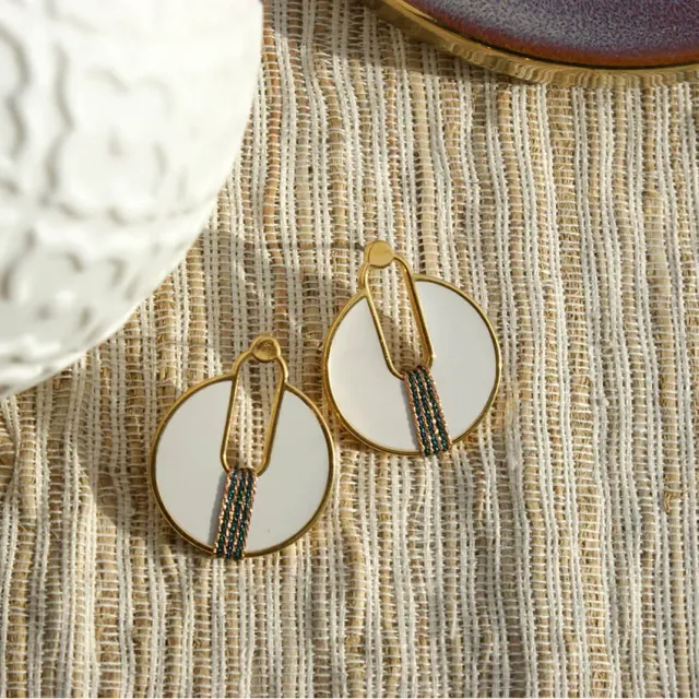 Nao de Paris Louxor White boucles d'oreilles doré 3,2 cm