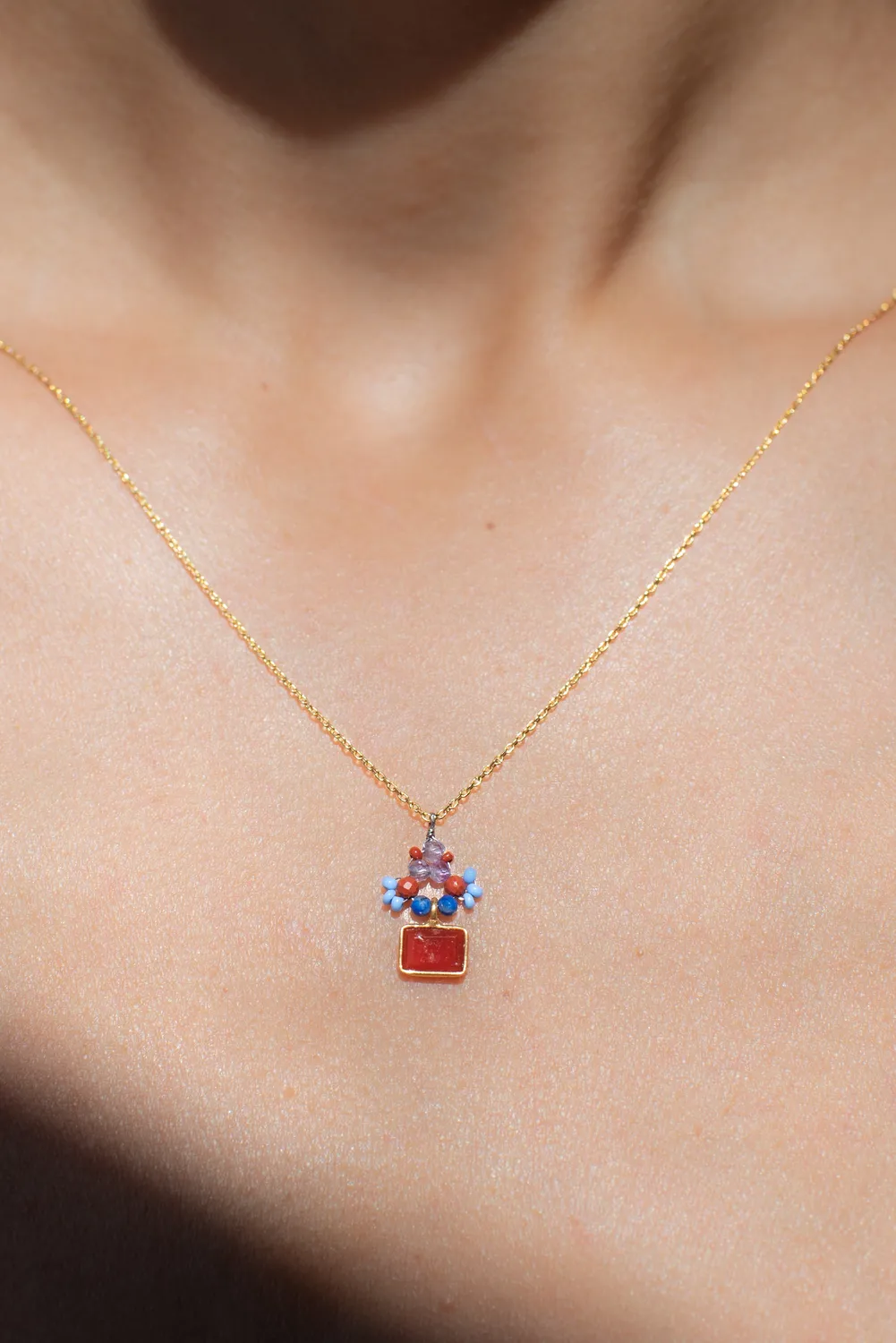 Le Fourbi de Capucine P46 collier jaspe améthyste cornaline