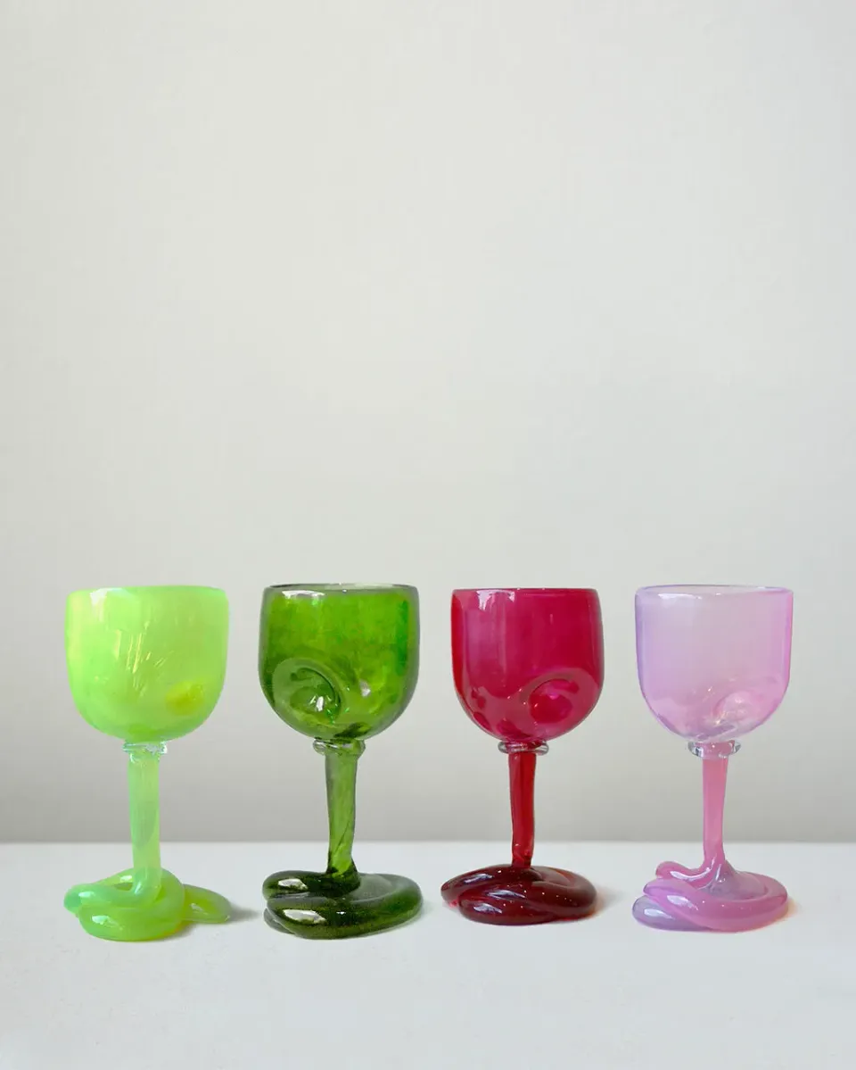 Completedworks Thaw set 4 verres à vin recyclé multicolore