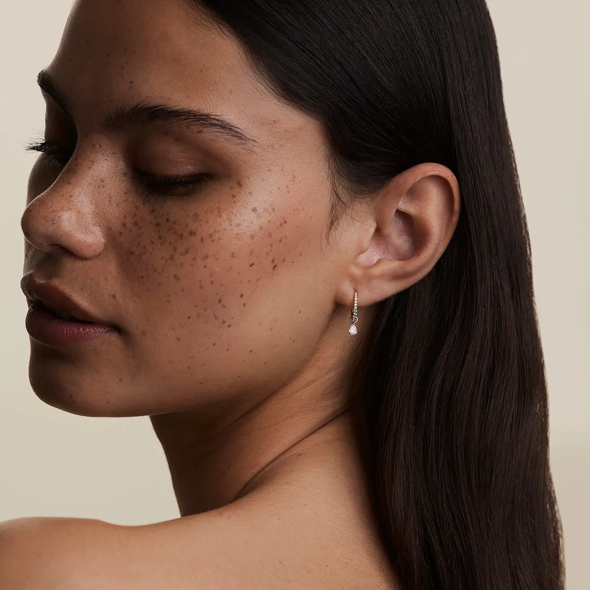 Astrid & Miyu April Diamond breloque diamant or massif