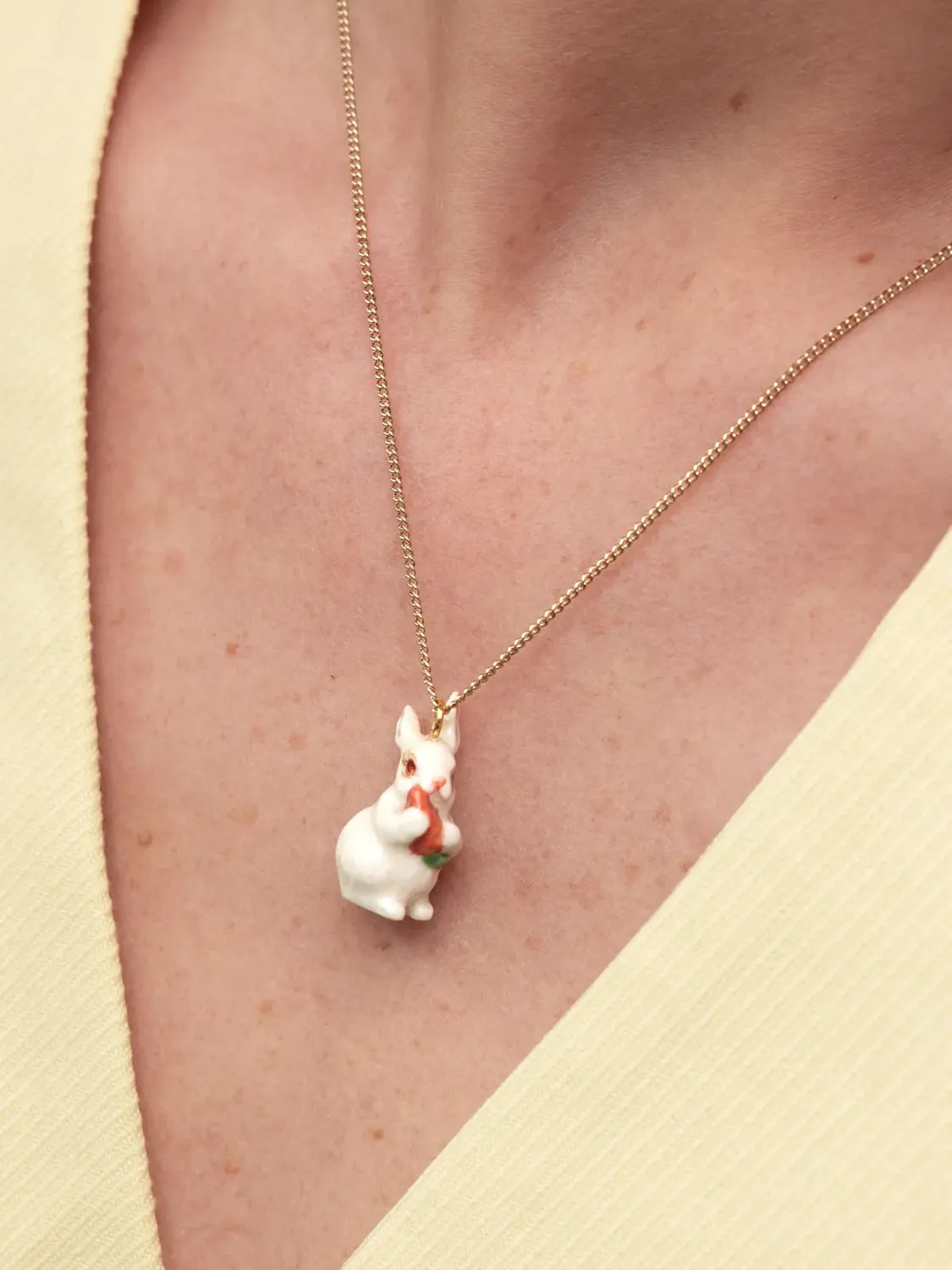 Nach Bijoux Lapin et Carotte collier doré 50 cm