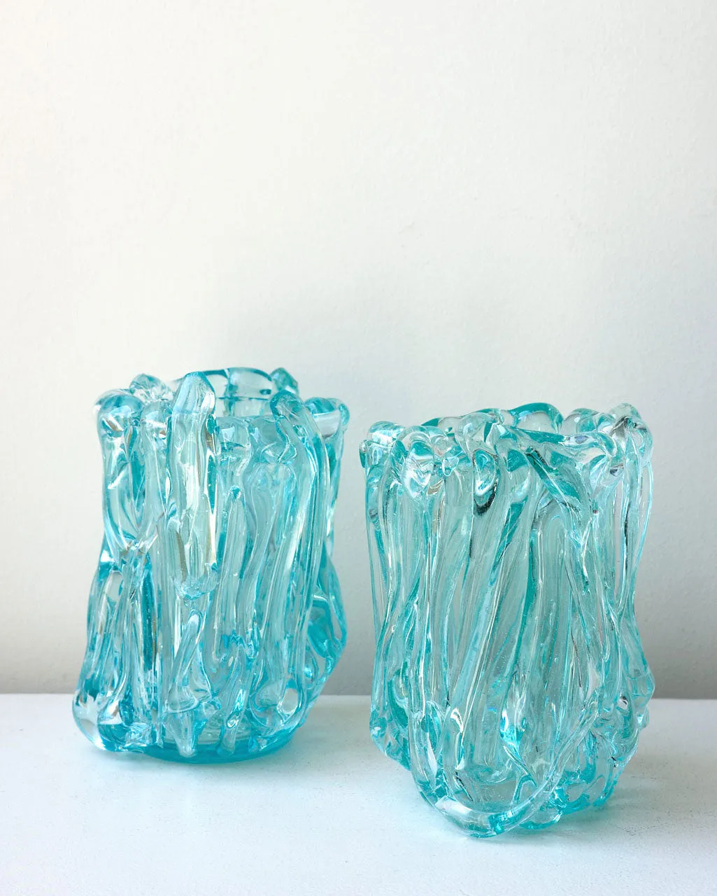 Completedworks Wintering vase verre recyclé bleu médium