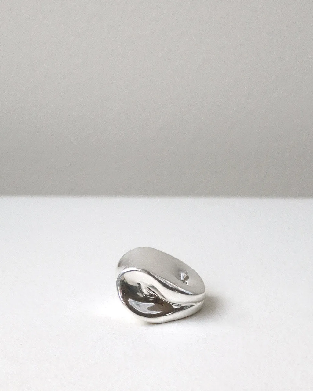 Completedworks Fold Ion porte-encens argenté
