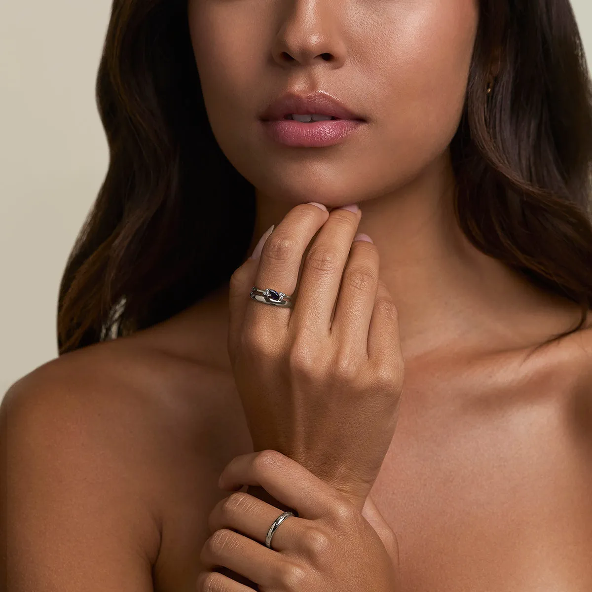 Astrid & Miyu Milestone bague or blanc saphir septembre