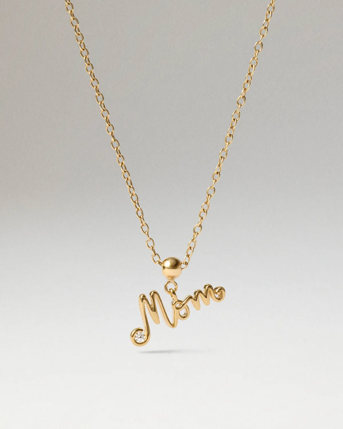 PDPAOLA Mom Charm breloque mom dorée zirconia