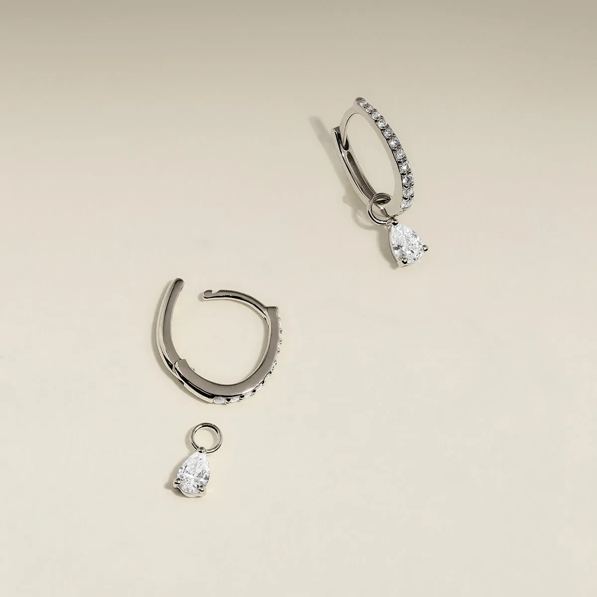 Astrid & Miyu Diamond April breloque or blanc diamant