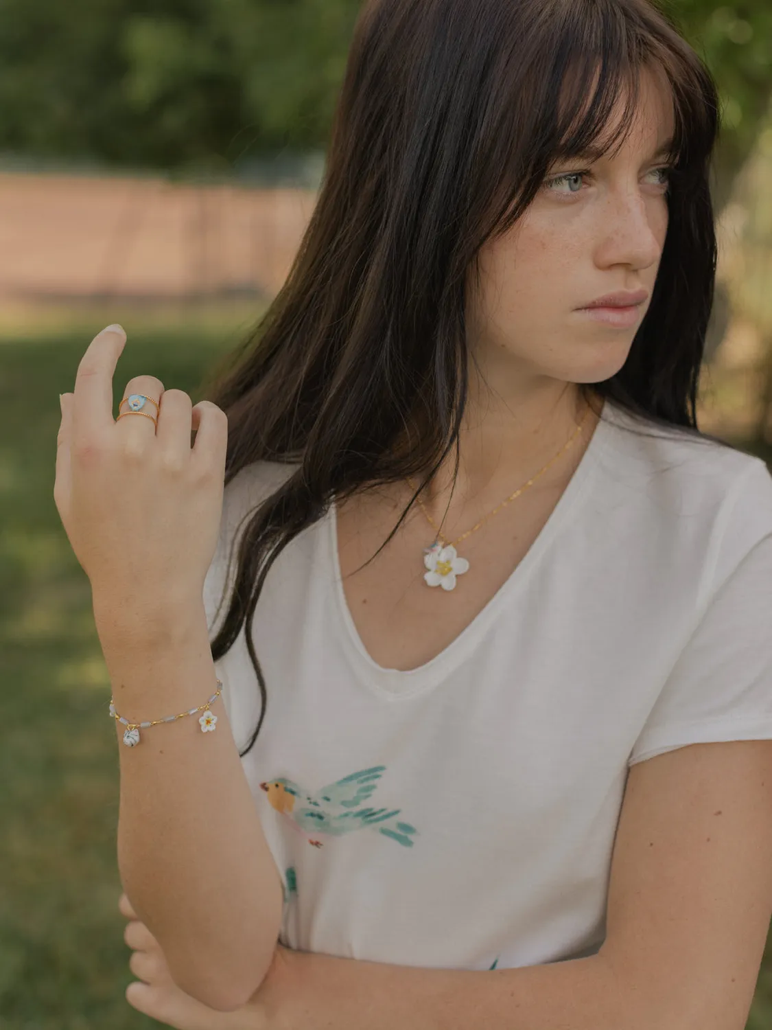 Nach Bijoux fleur de poirier et oiseau collier porcelaine