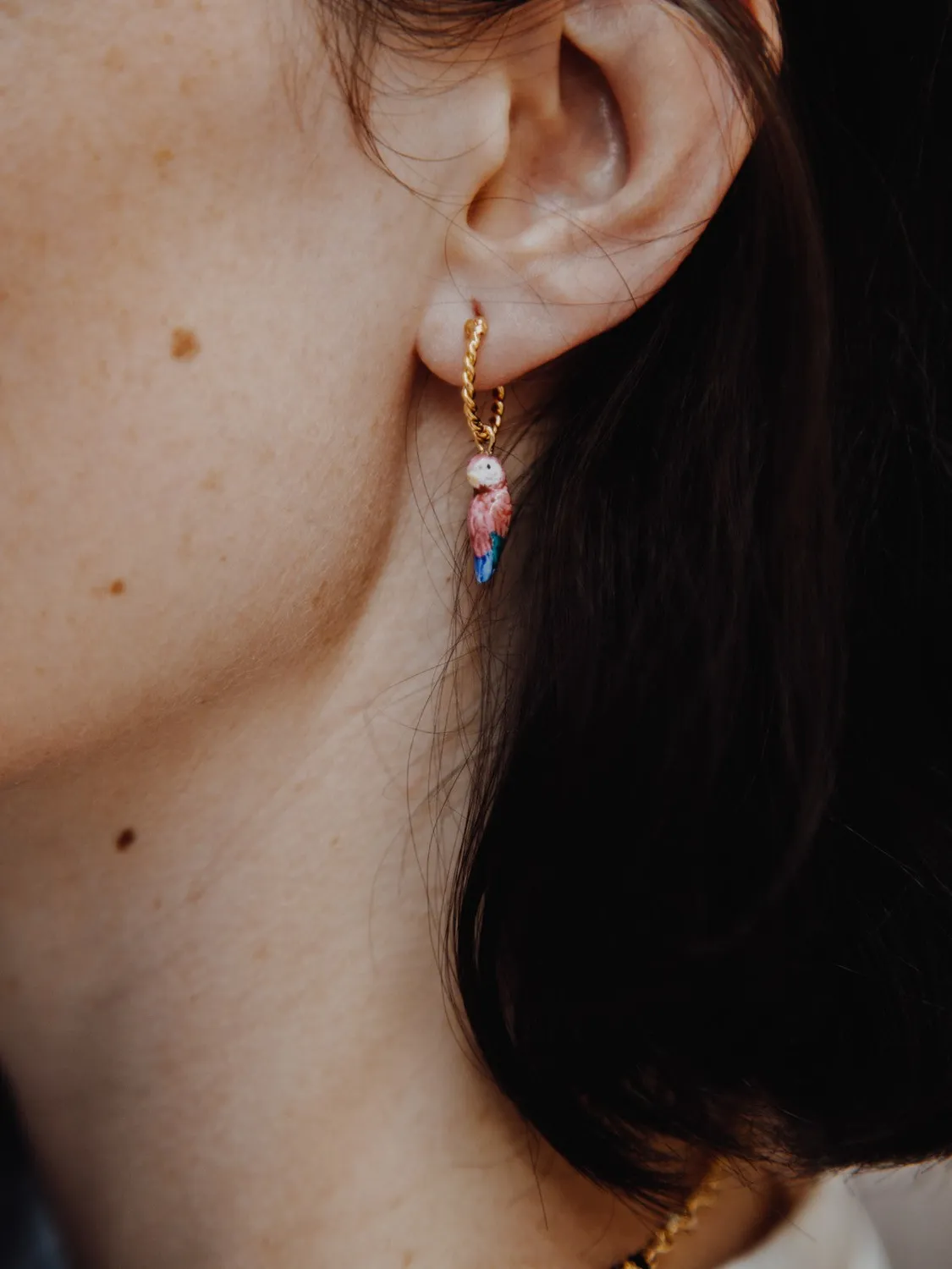 Nach Bijoux mini créole perroquet rose porcelaine à l’unité