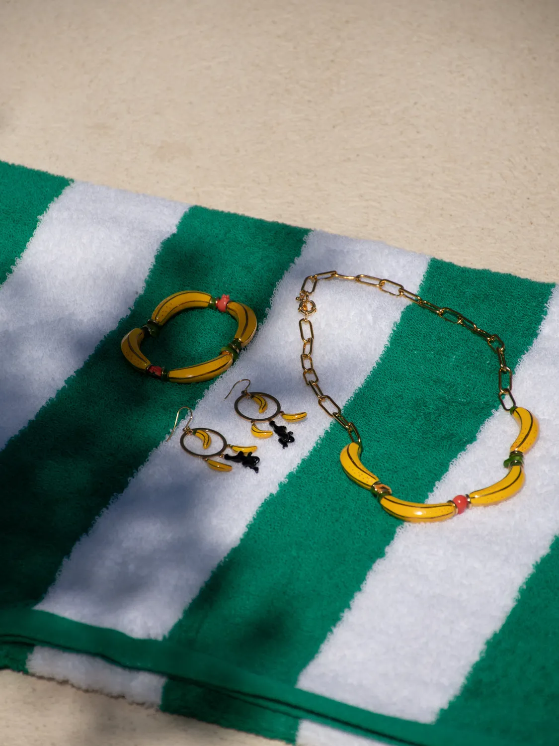 Nach Bijoux bananes jaunes collier fruits perles