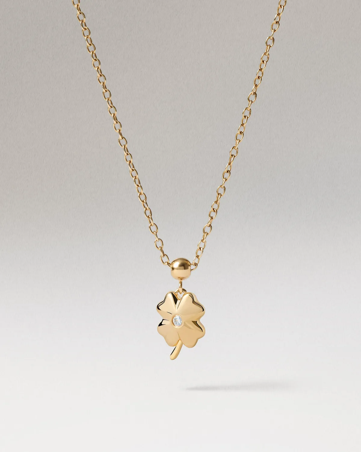 PDPAOLA Clover charm trèfle plaqué or zirconia blanche