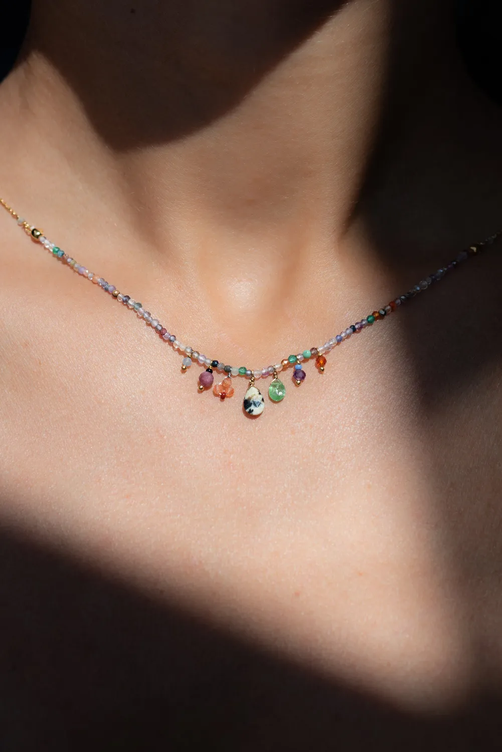 Le Fourbi de Capucine P32 collier jaspe améthyste