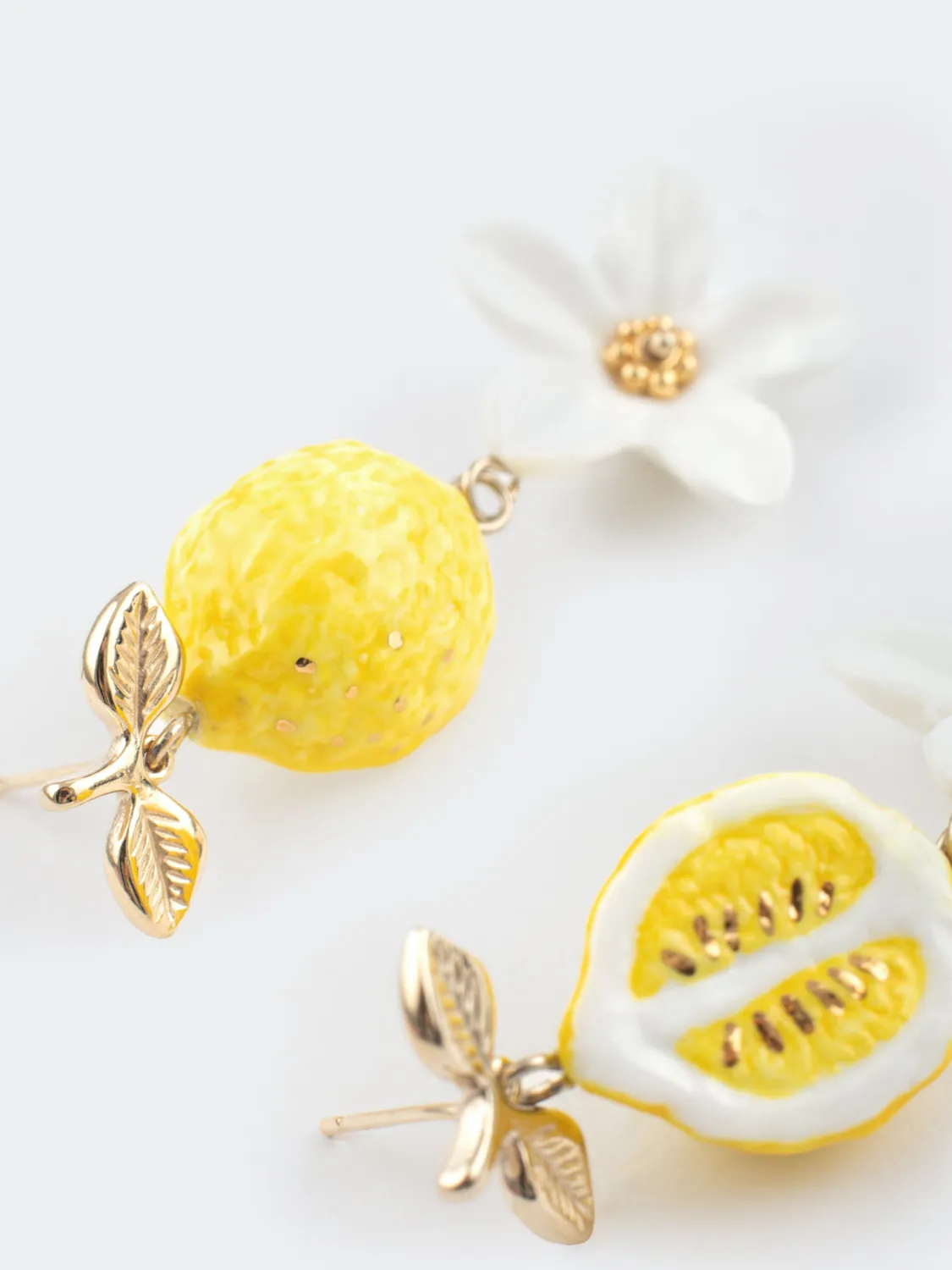 Nach Bijoux Citron boucles pendantes fleur jaune 5,2 cm