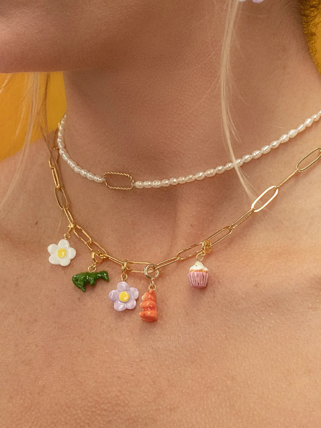 Nach Bijoux charm fleur blanche porcelaine