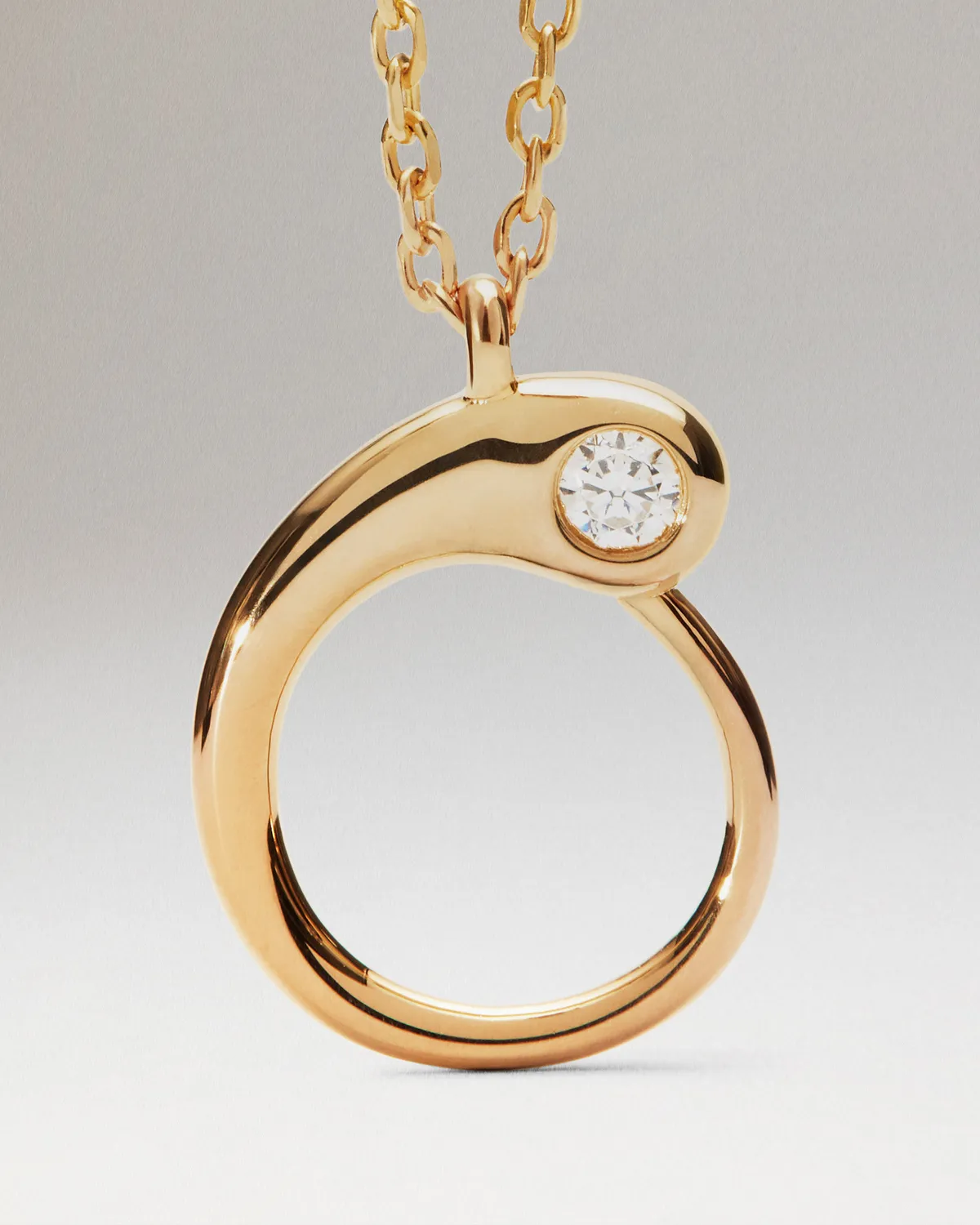 PDPAOLA Initiale O collier plaqué or 40-50 cm