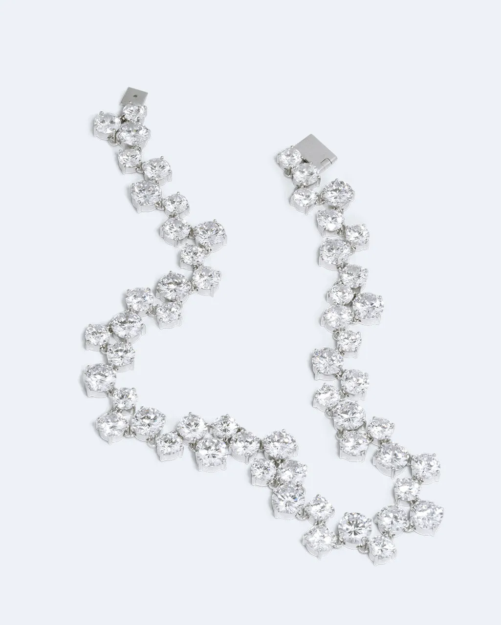 Completedworks Juggernaut collier zircone rhodié