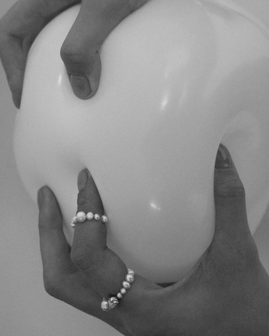 Completedworks The Exposure of Time bague perle zircone taille L