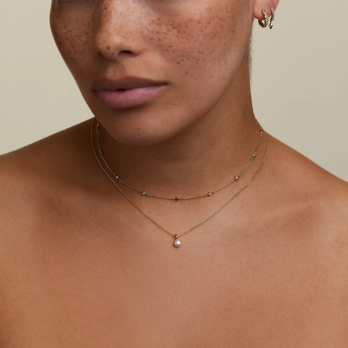 Astrid & Miyu Cosmic Opal collier or opale étoile