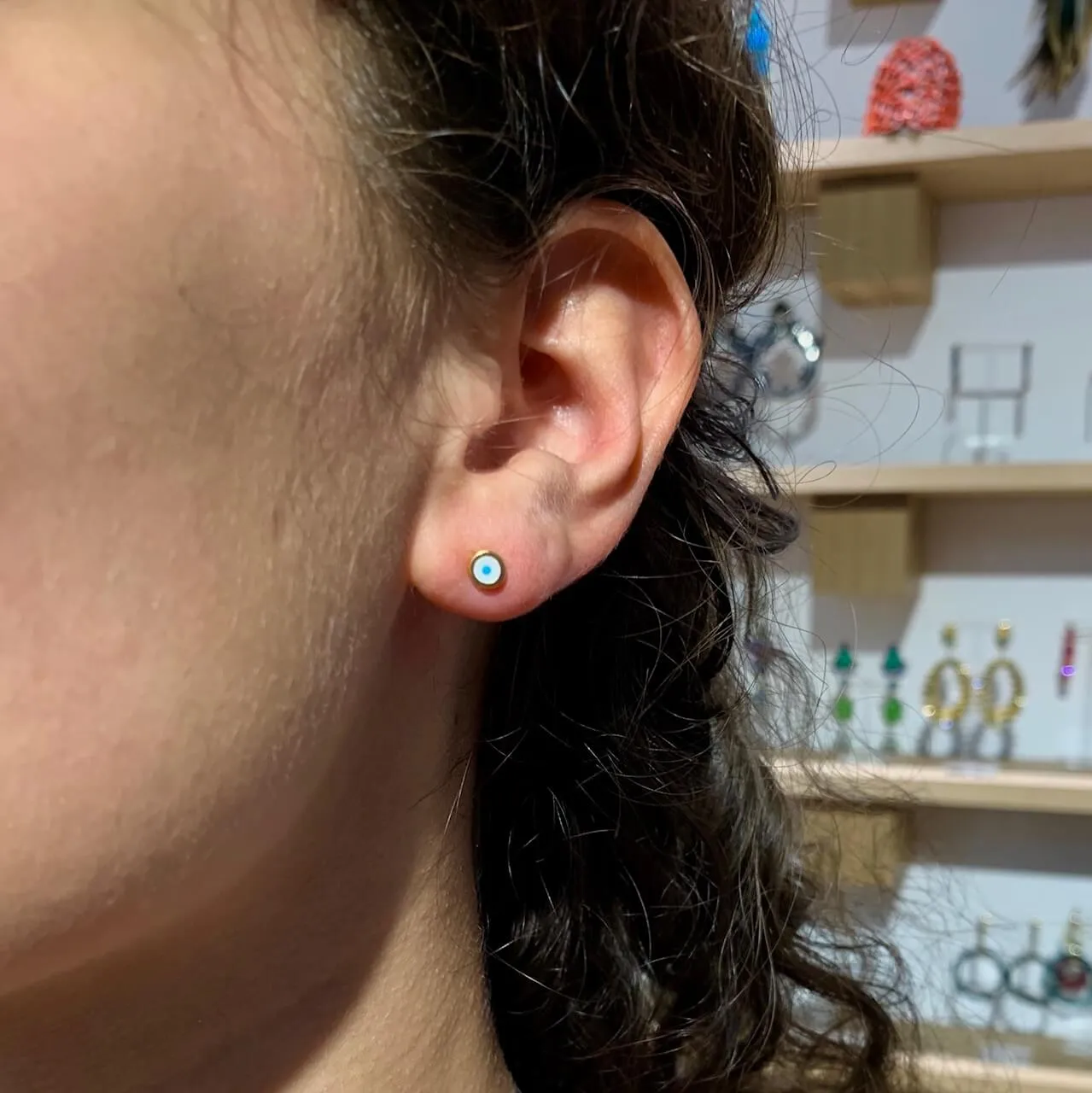 Nao de Paris Mykonos puces d’oreilles doré 0,5 cm