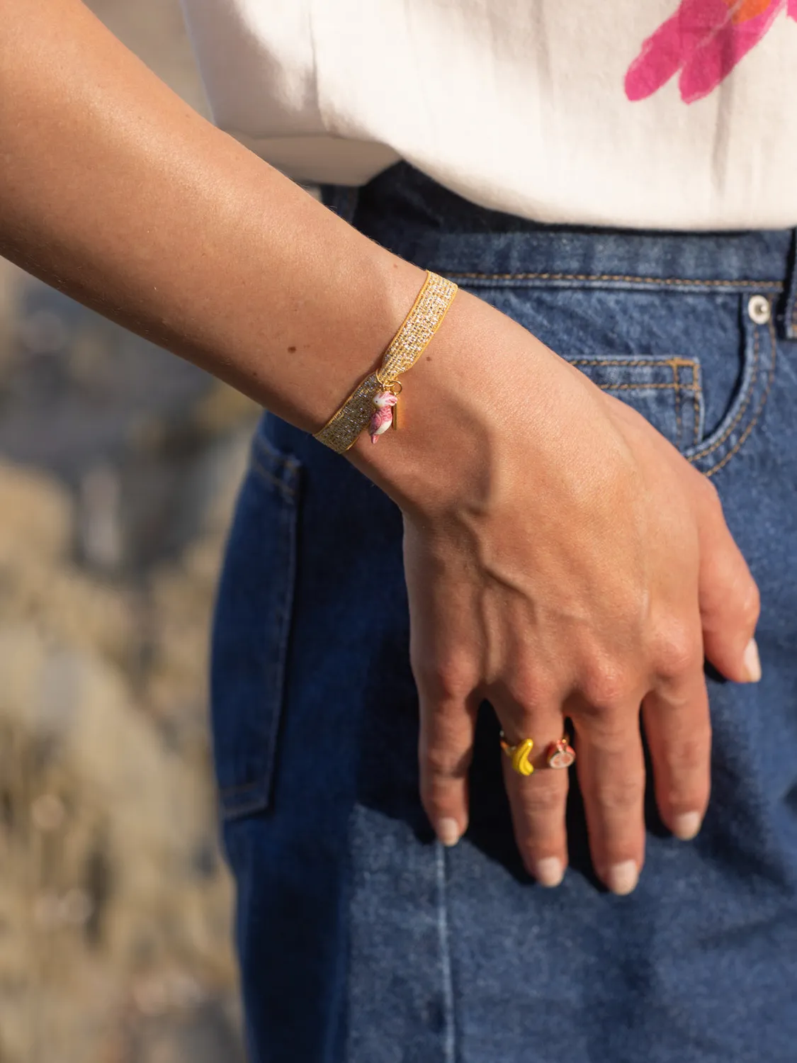 Nach Bijoux cacatoès rose bracelet élastique irisé