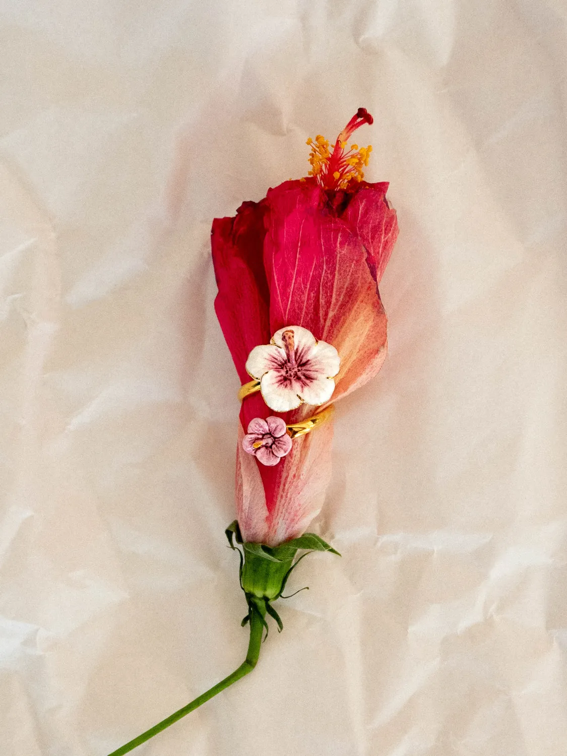 Nach Bijoux FaceToFace hibiscus bague ajustable porcelaine