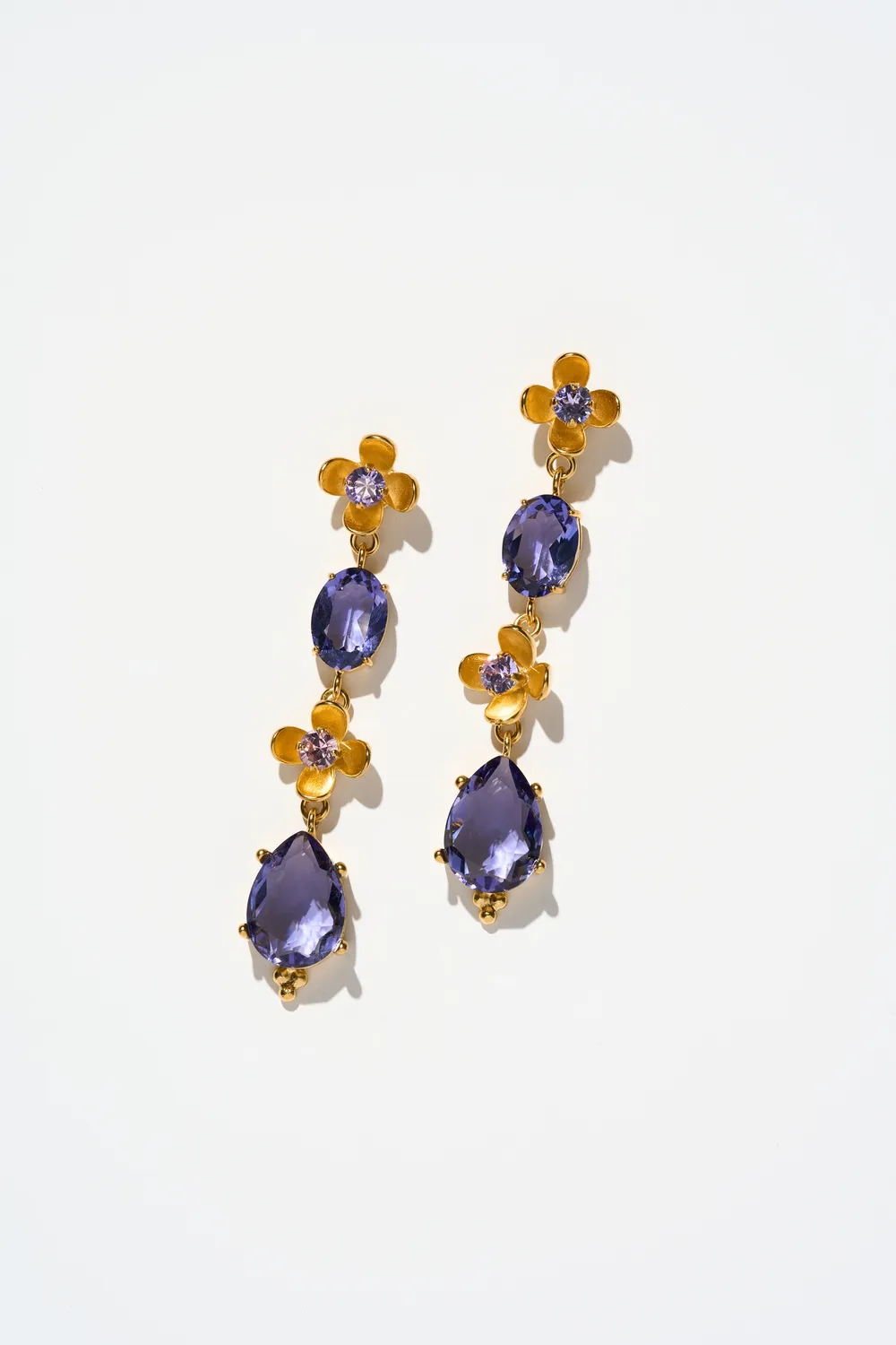 Philippe Ferrandis Eugenie clous violet 7 cm boucles