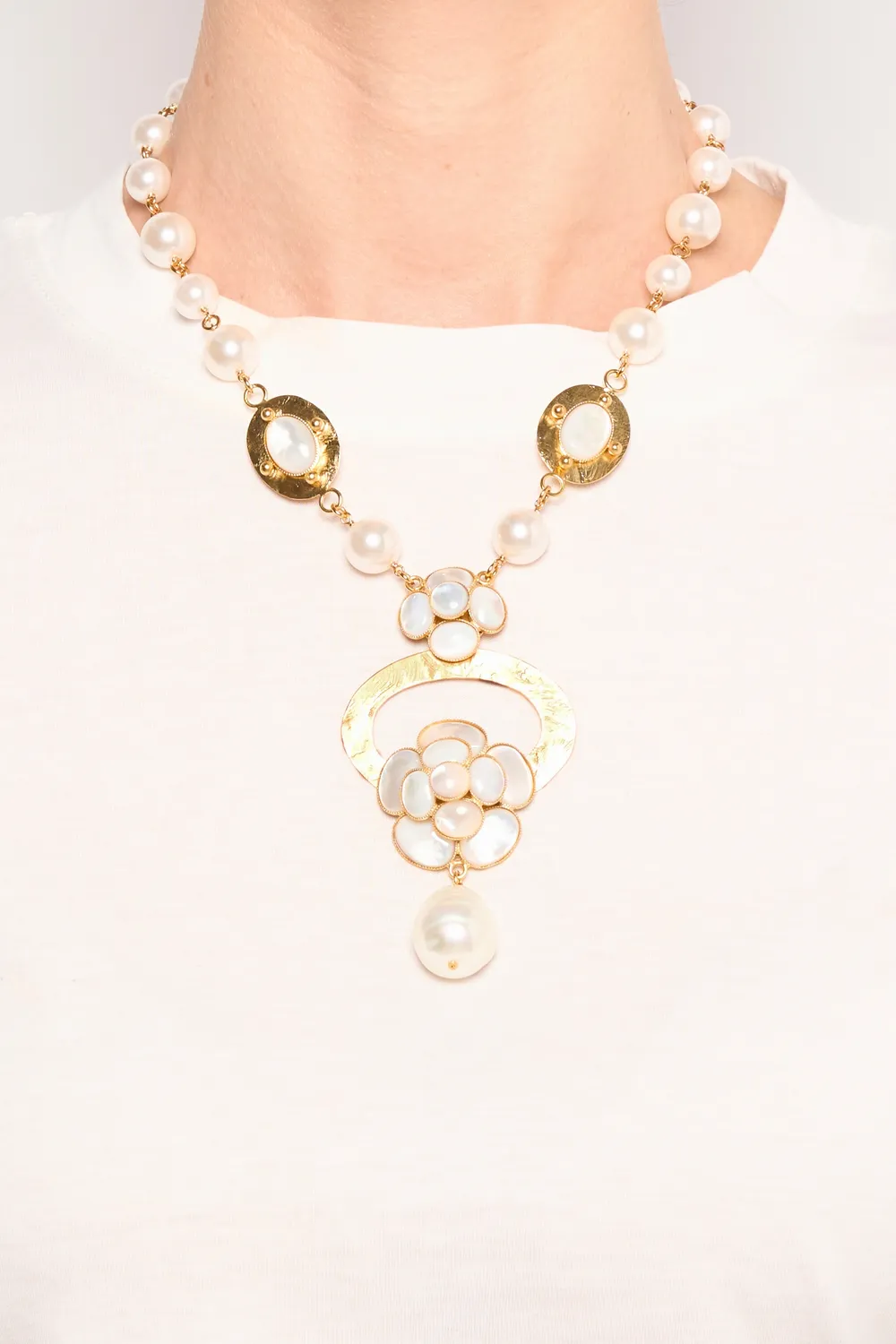 Philippe Ferrandis Camelia Byzance collier de perles 40 cm