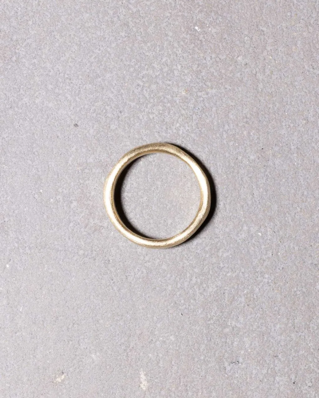 Completedworks Deflated bague vermeil or dégonflé