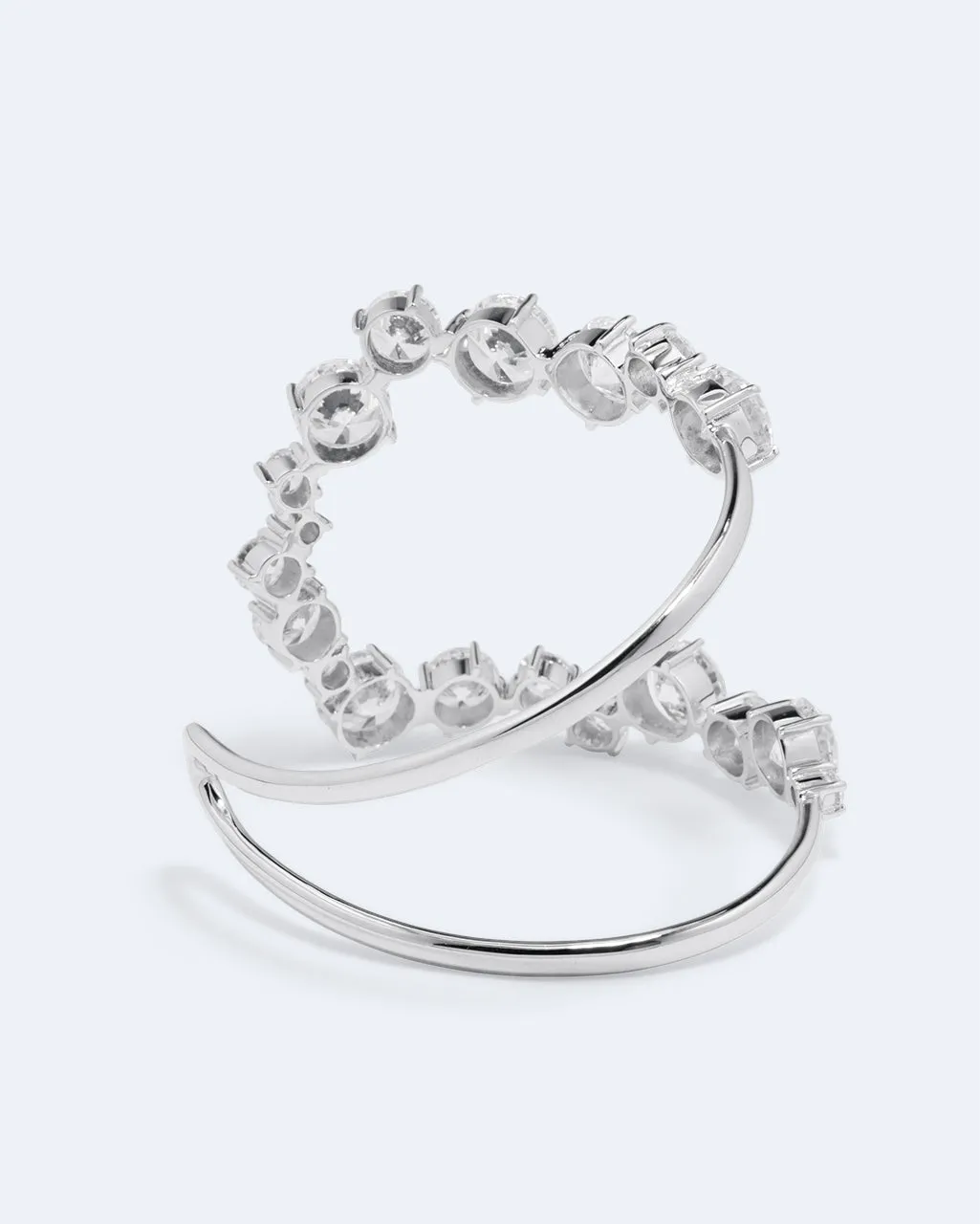 Completedworks Myth manchette zirconia rhodié