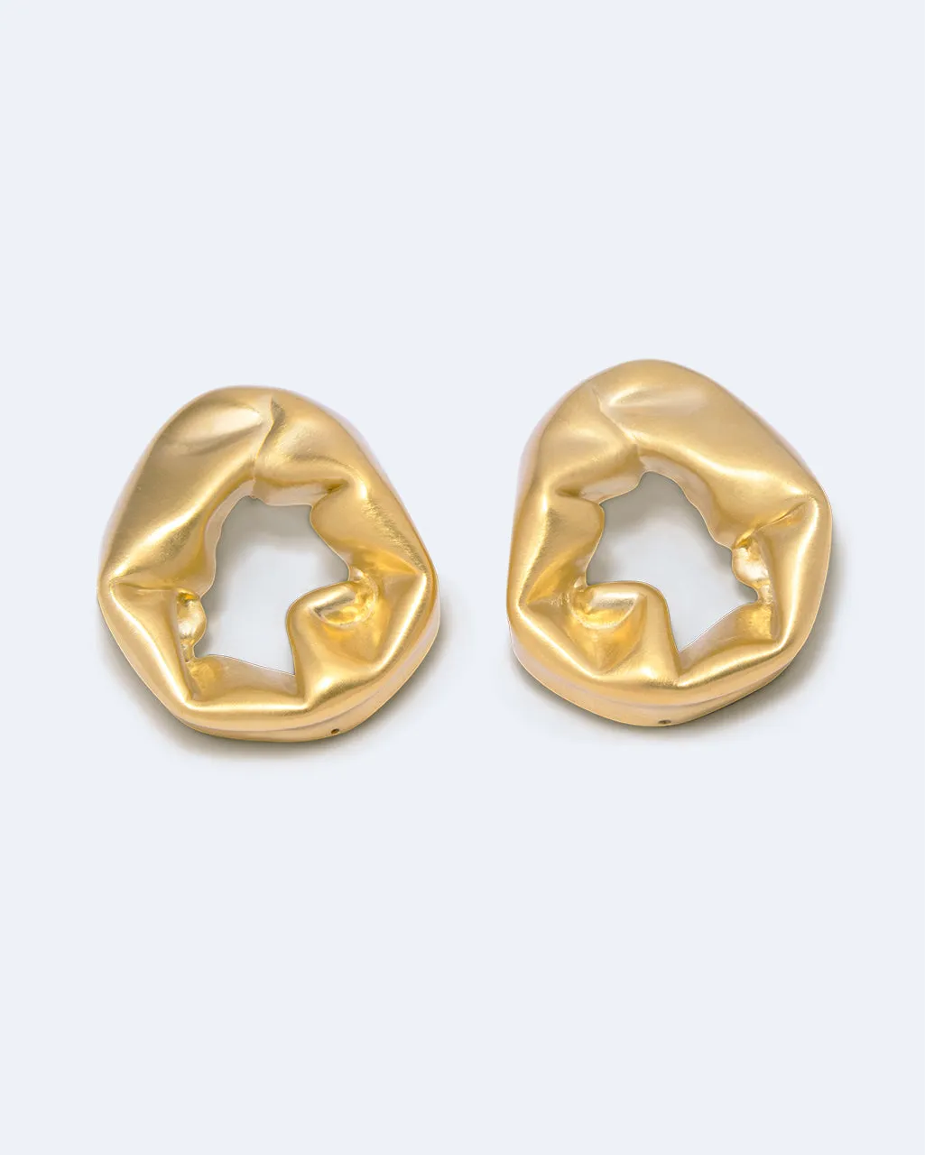 Completedworks Scrunch boucles d'oreilles vermeil or