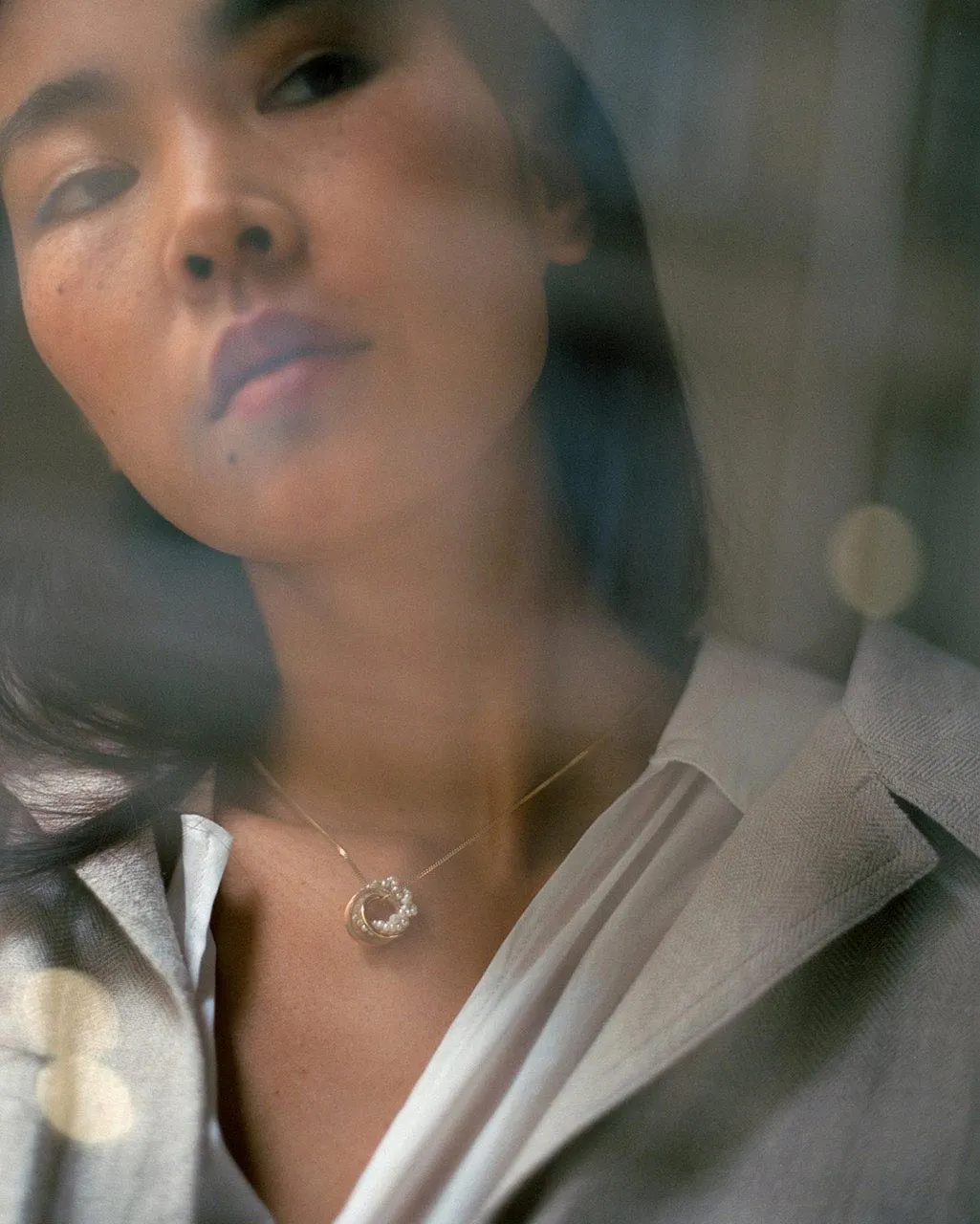 Completedworks Echoes collier pendentif perle topaze