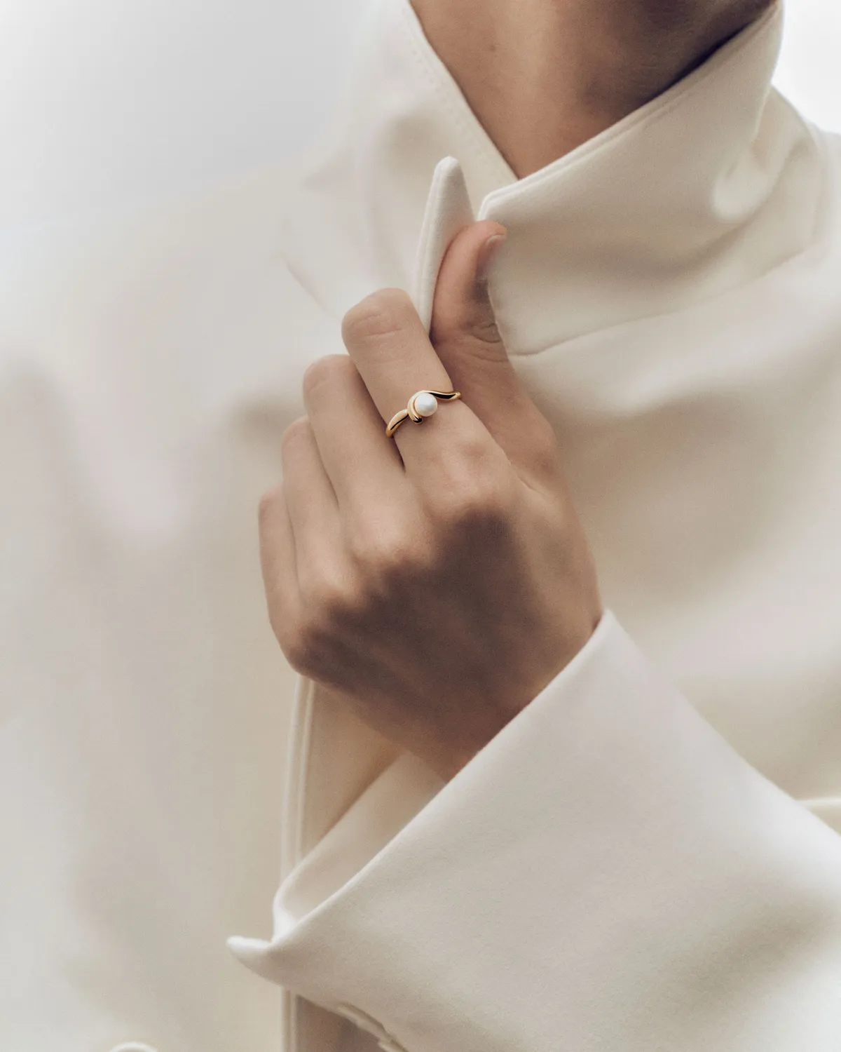 PDPAOLA La Perla Aura bague perle plaqué or