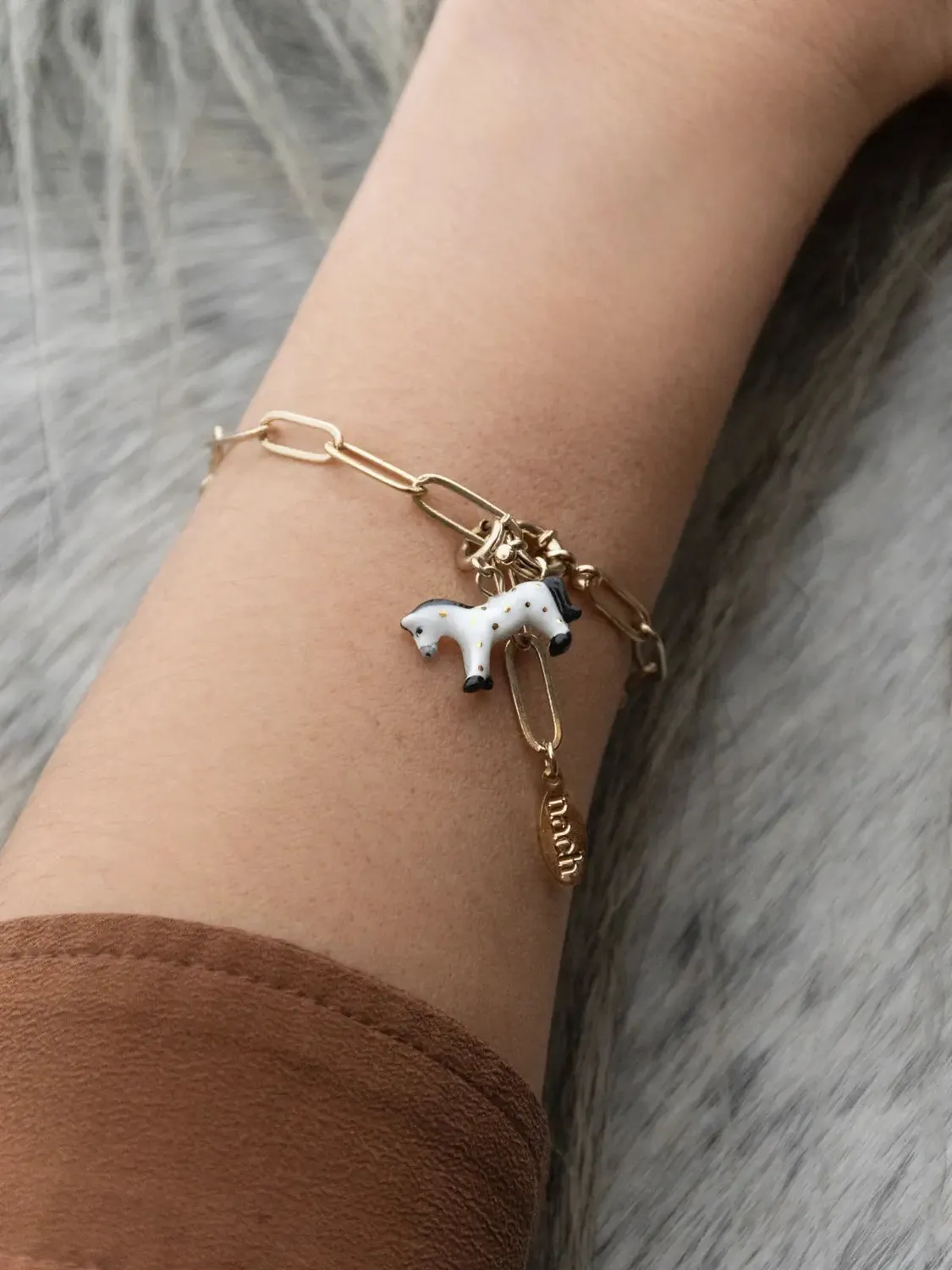 Nach Bijoux Charm's cheval blanc charms porcelaine doré