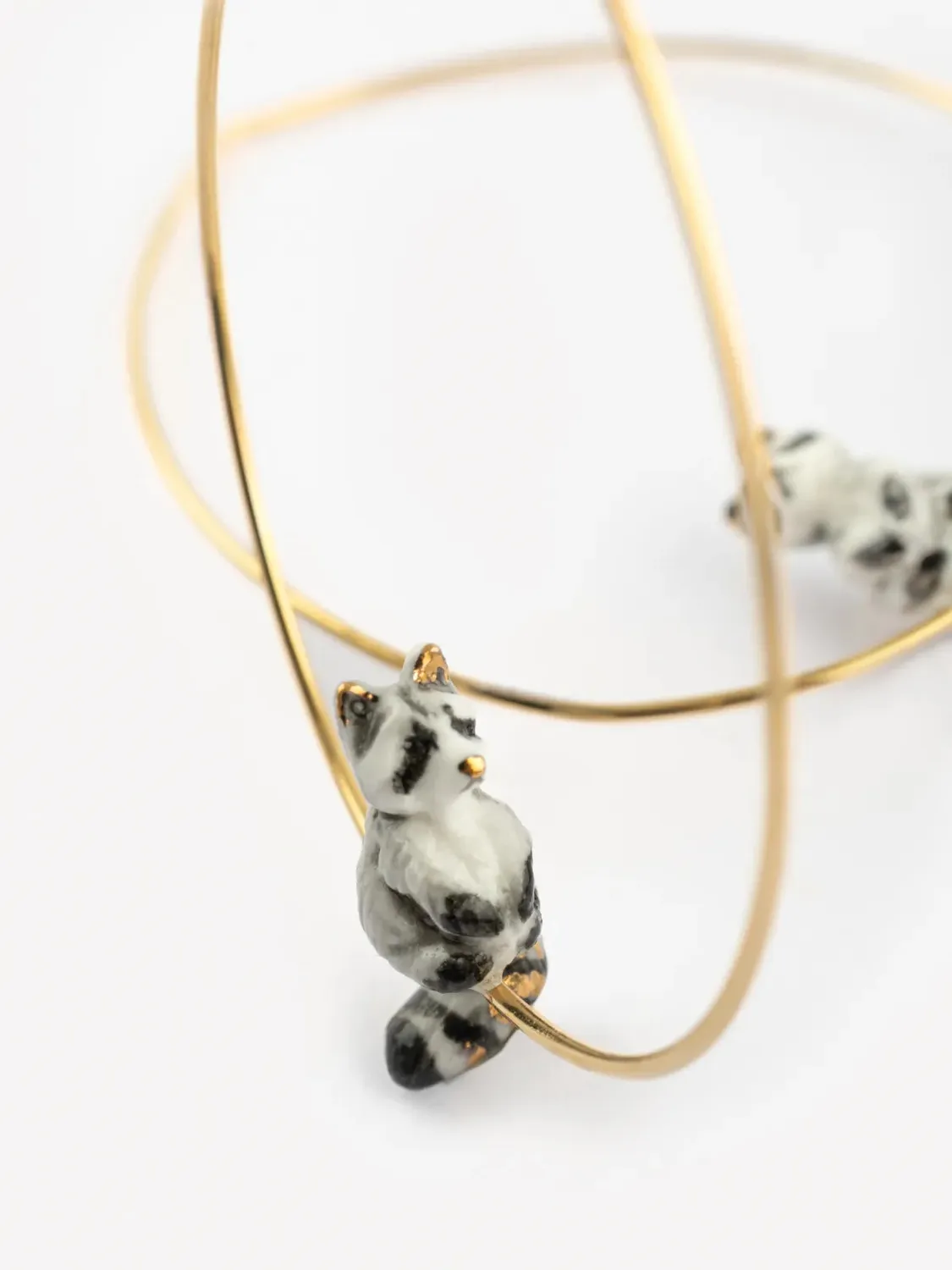 Nach Bijoux raton laveur moyennes créoles boucles porcelaine