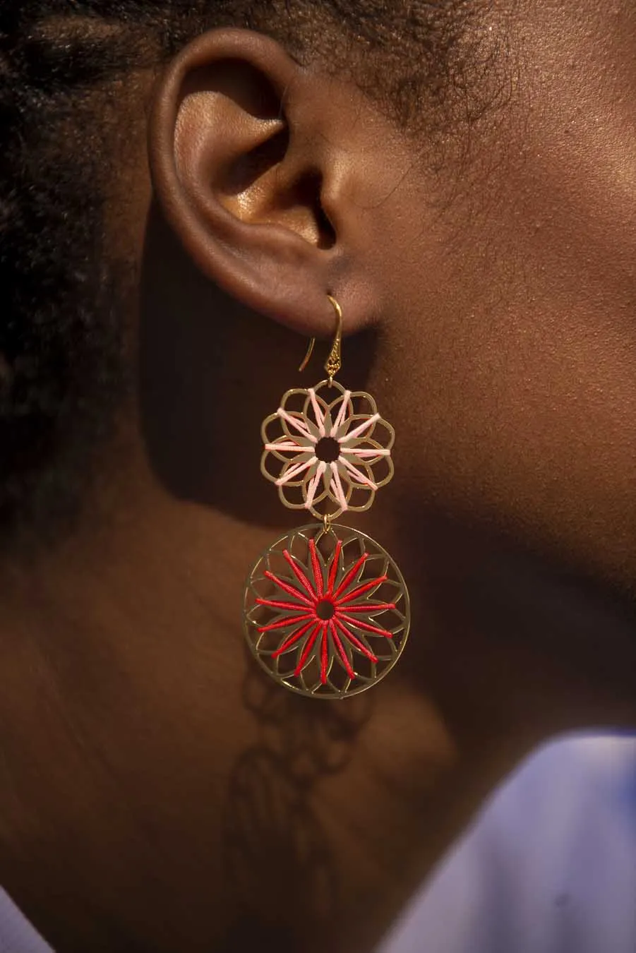 Nao de Paris Sakura Grenade boucles d'oreilles dorées 6 cm