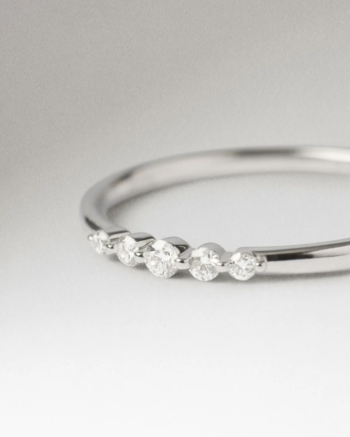 PDPAOLA Vivienne bague diamants or blanc 18 carats