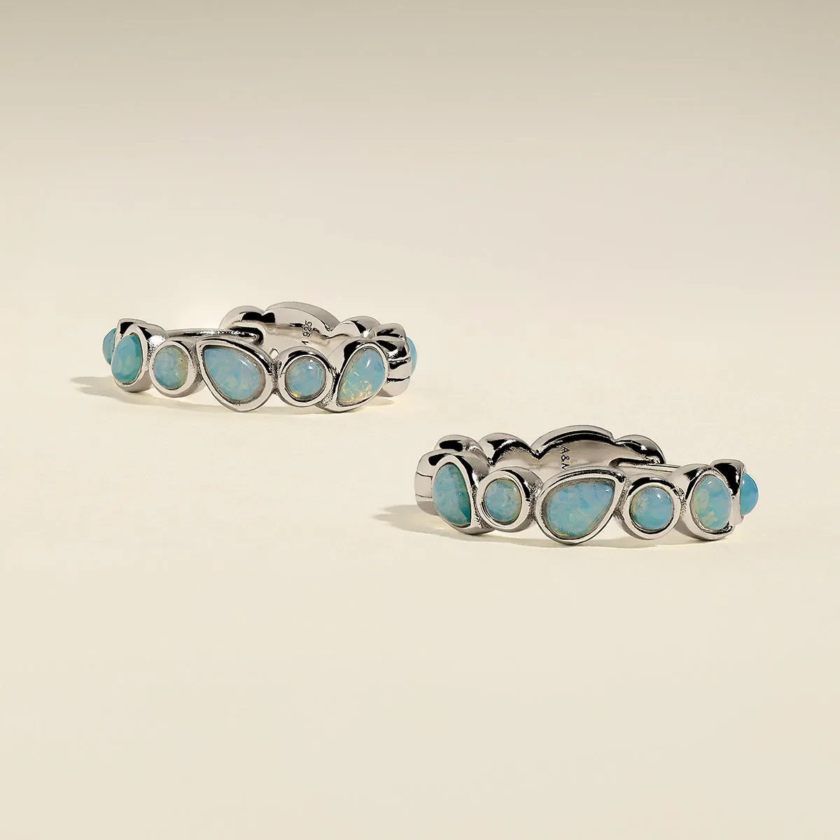 Astrid & Miyu Opal Bezel créoles argent opale