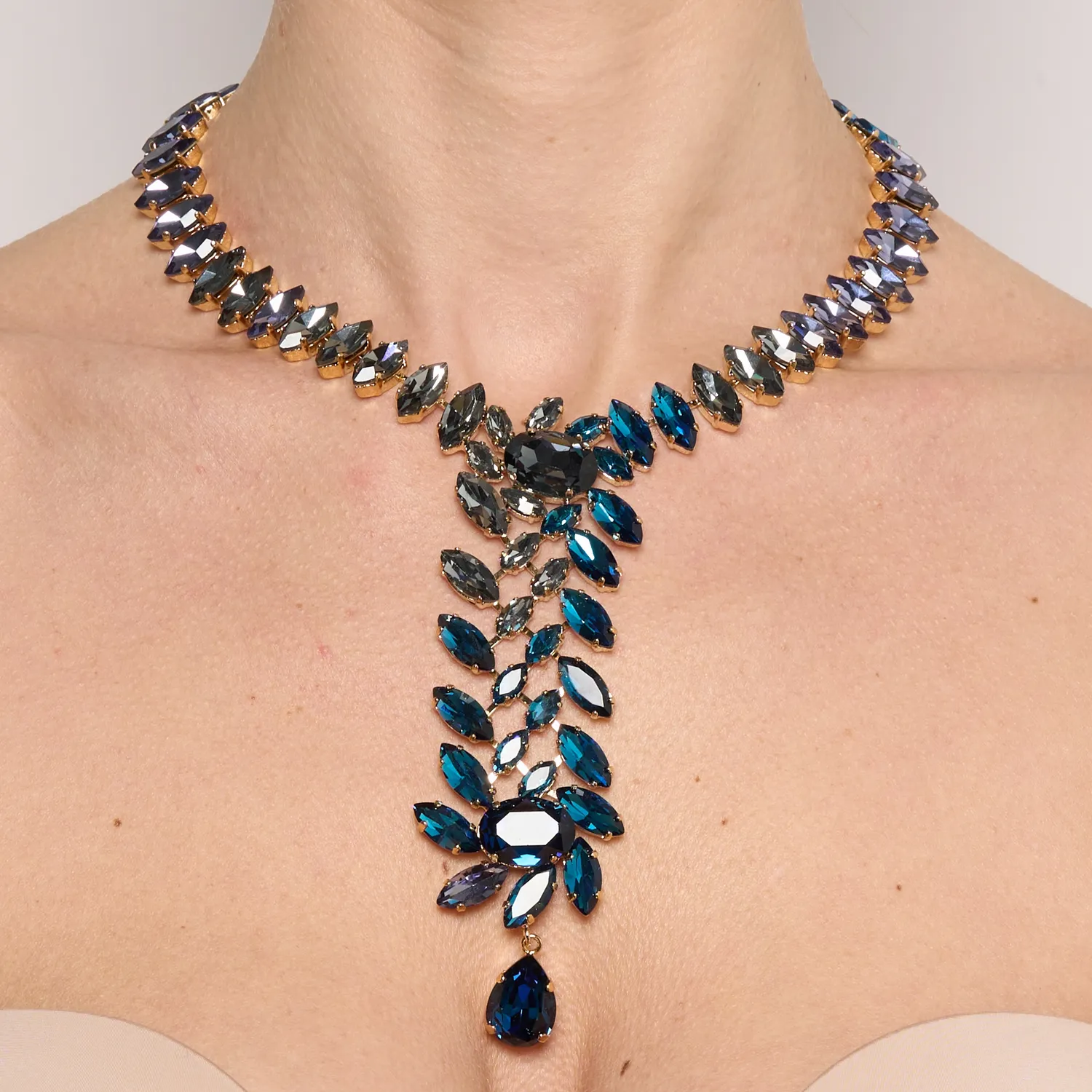 Philippe Ferrandis Paris by Night collier cravate bleu cristal