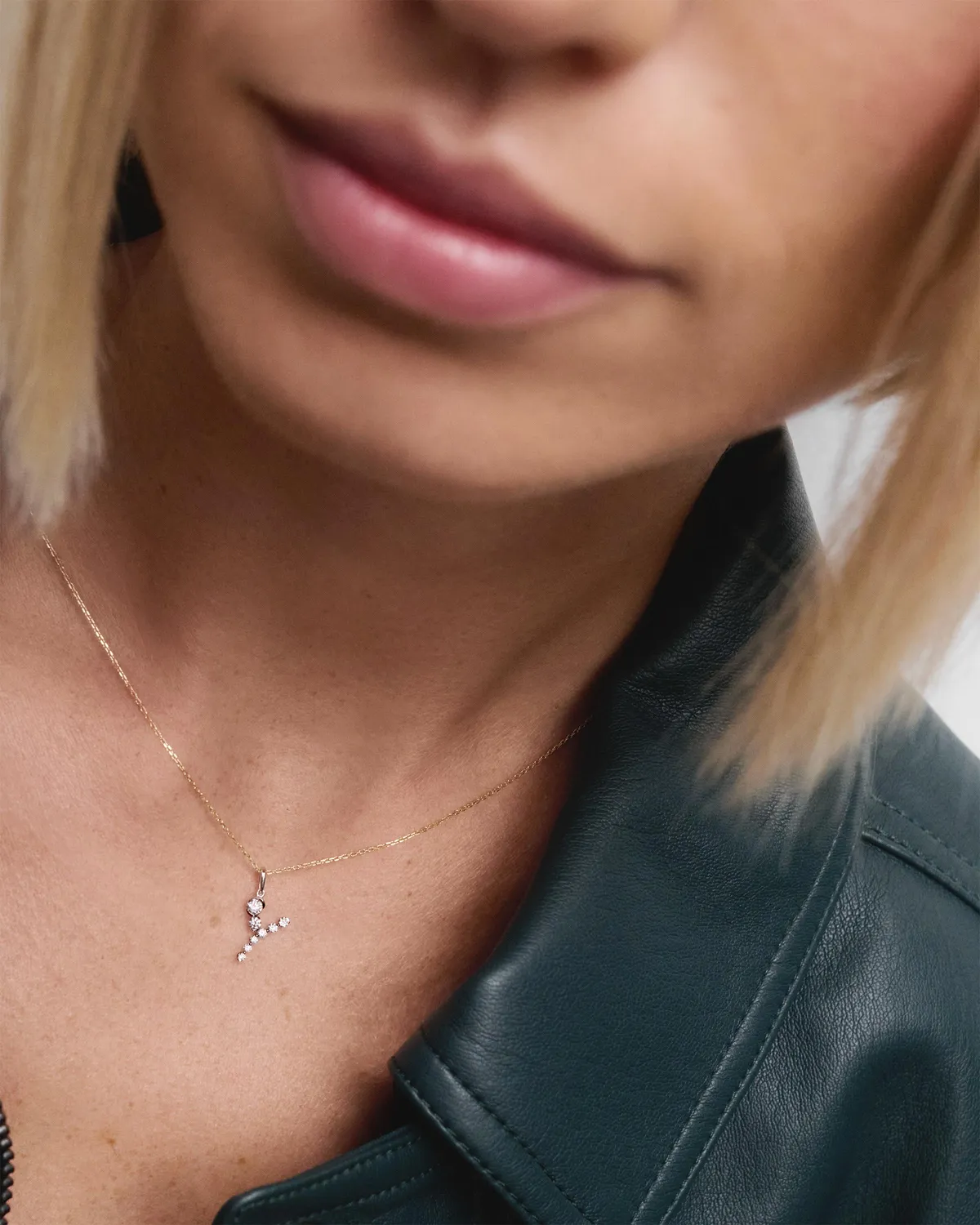 PDPAOLA Initiale Y pendentif diamants or blanc 18ct