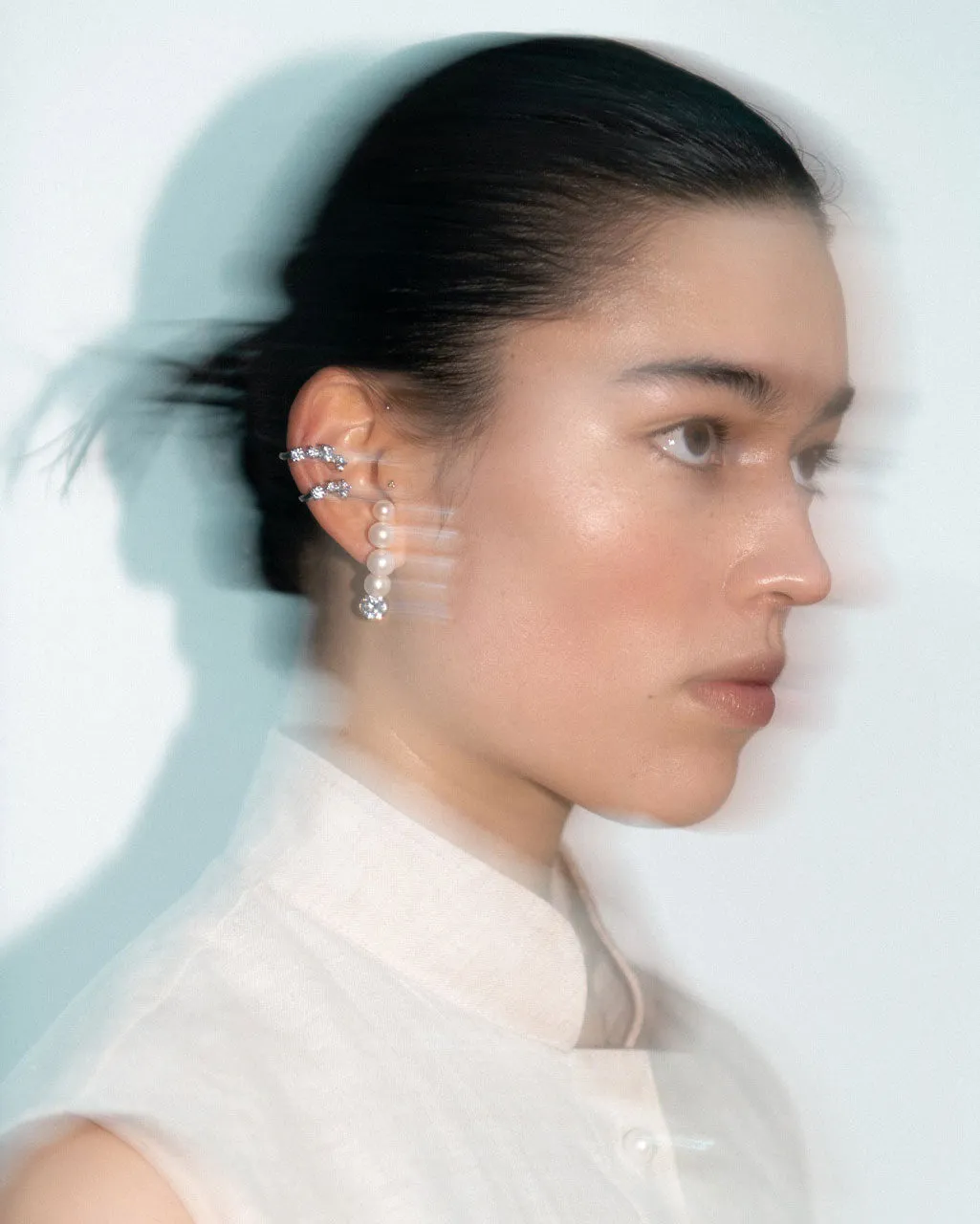 Completedworks Horizons II ear cuff argent zirconia