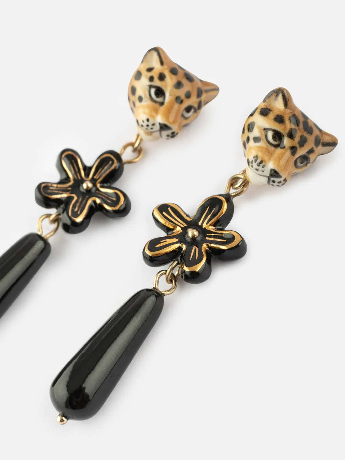 Nach Bijoux léopard fleur d'Erine boucles d'oreilles pendantes porcelaine