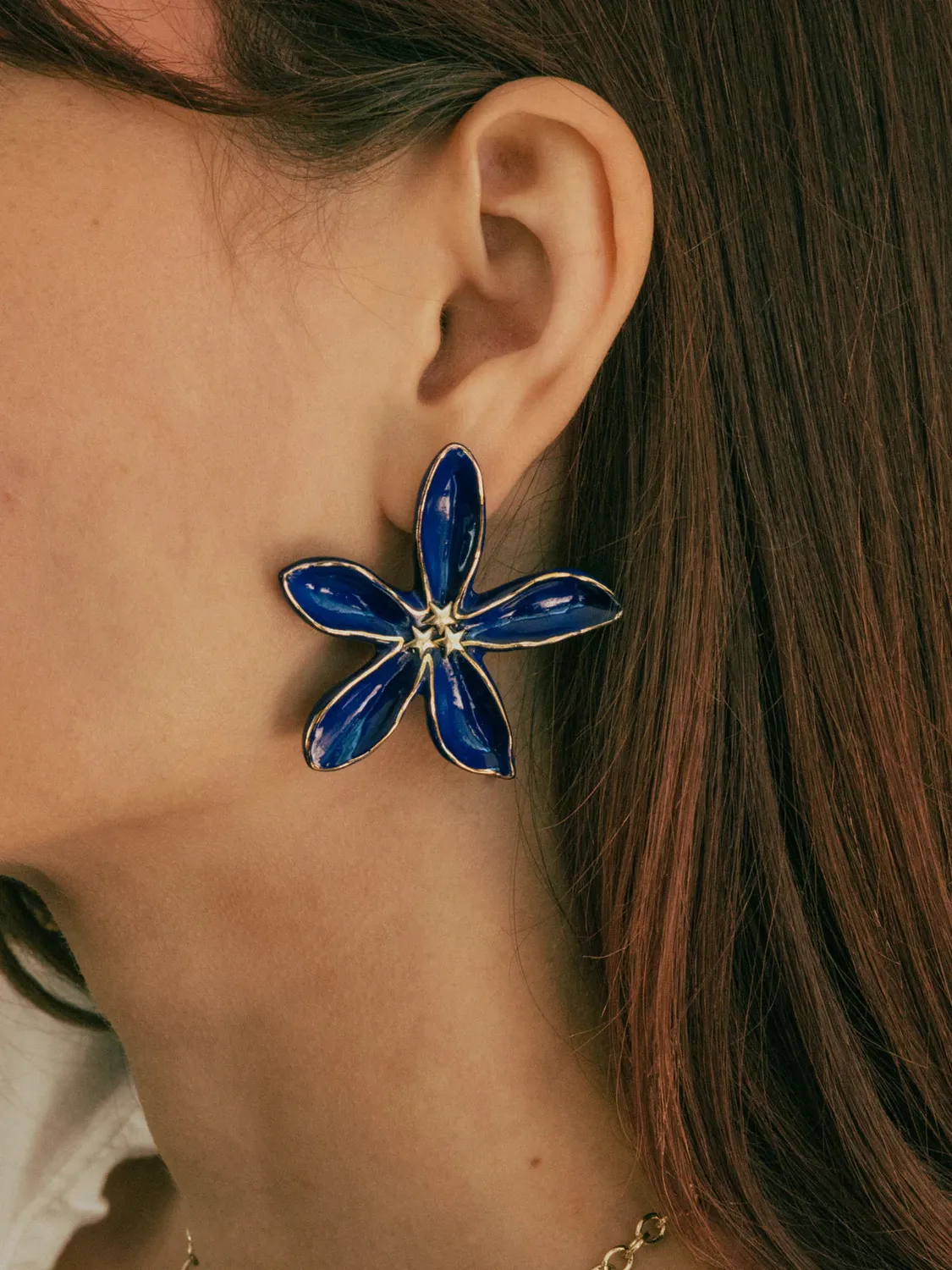 Nach Maxi Jasmin Bleu puces boucles porcelaine 5 cm