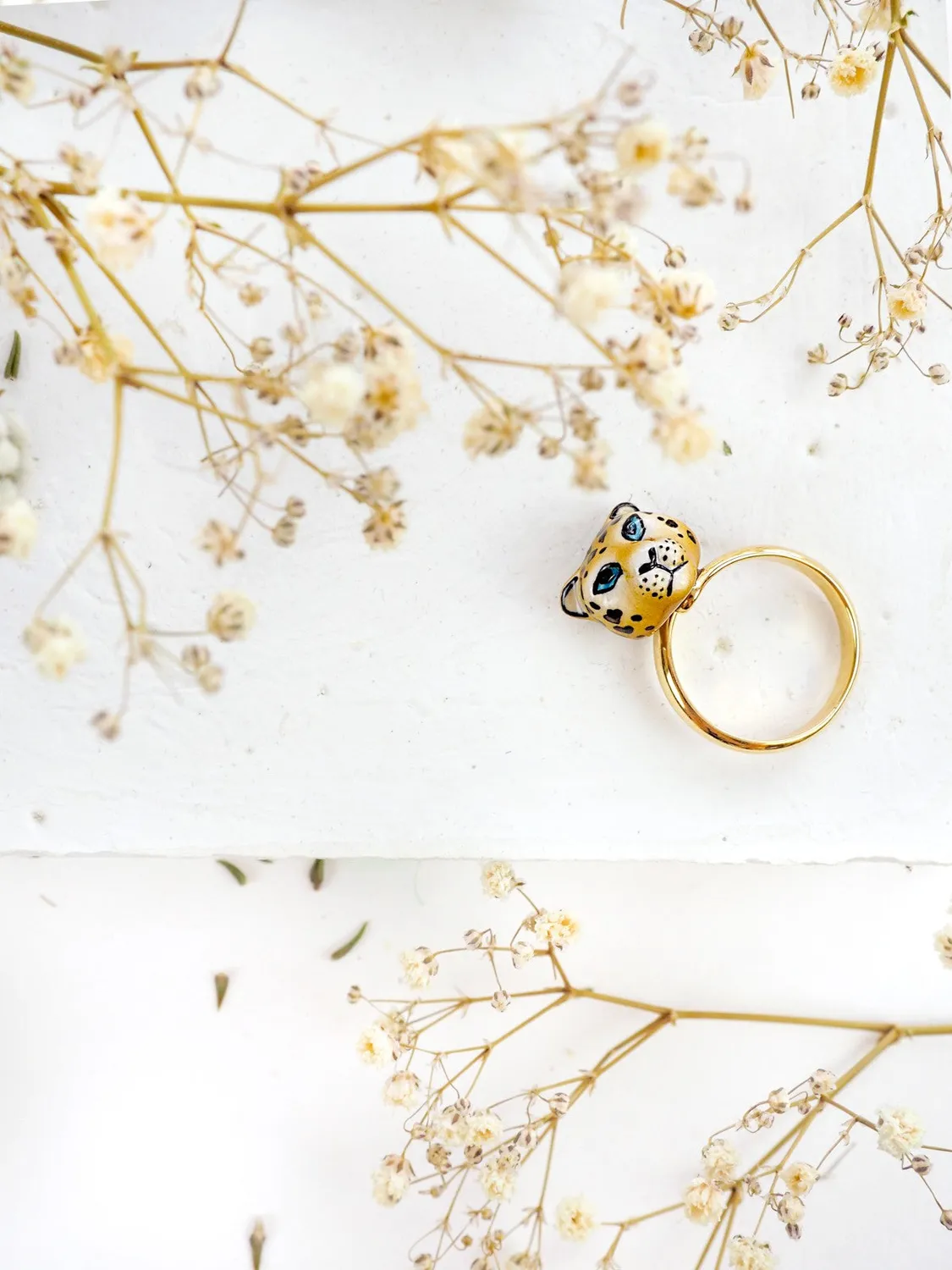 Nach Bijoux tête de léopard bague ajustable porcelaine dorée
