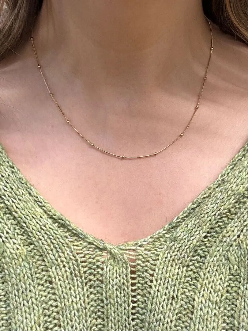 Astrid & Miyu Essential collier chaîne perlée or